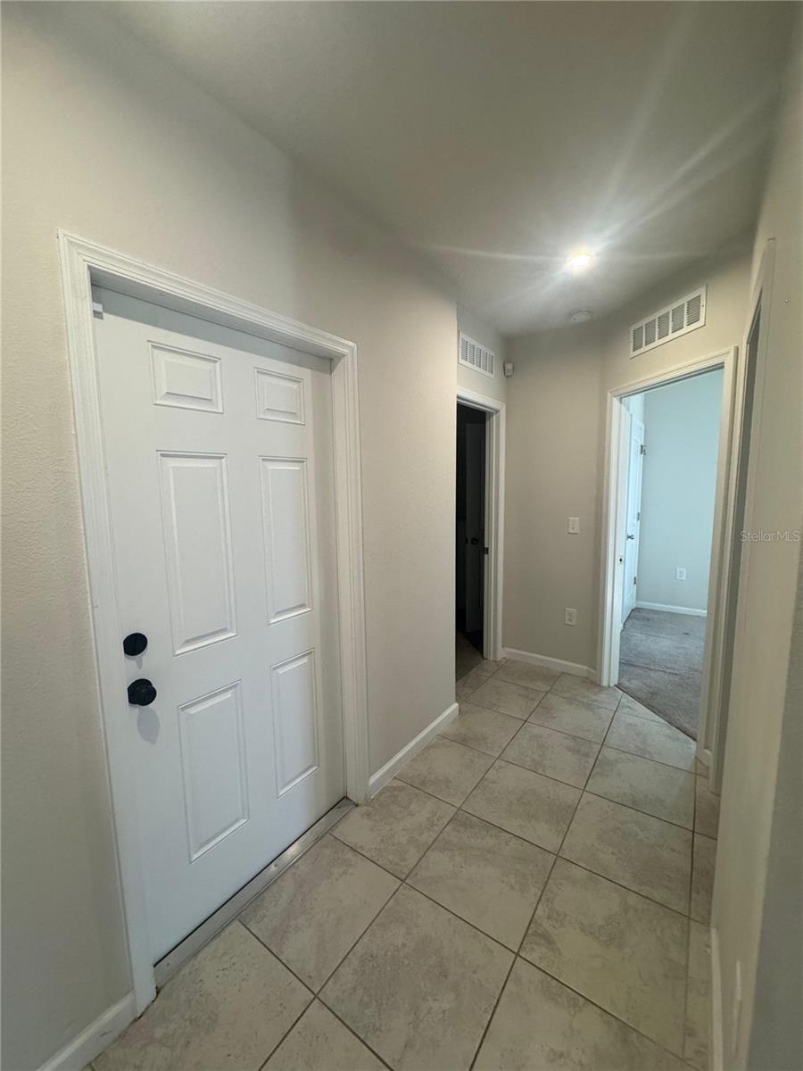 LAKES/LUCERNE PARK PH 6 - Residential Lease