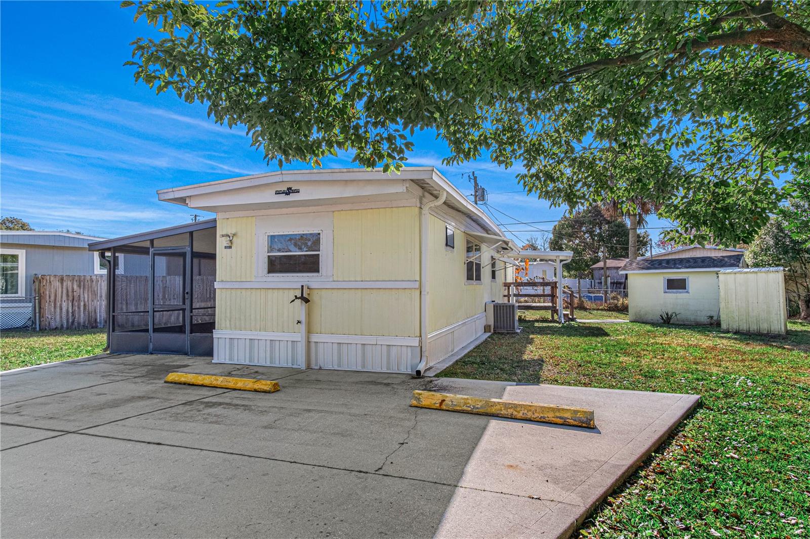 DAYTONA PINES SEC A - Residential