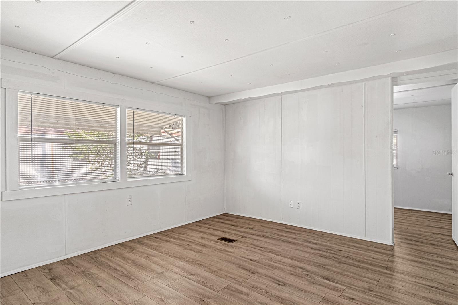 DAYTONA PINES SEC A - Residential