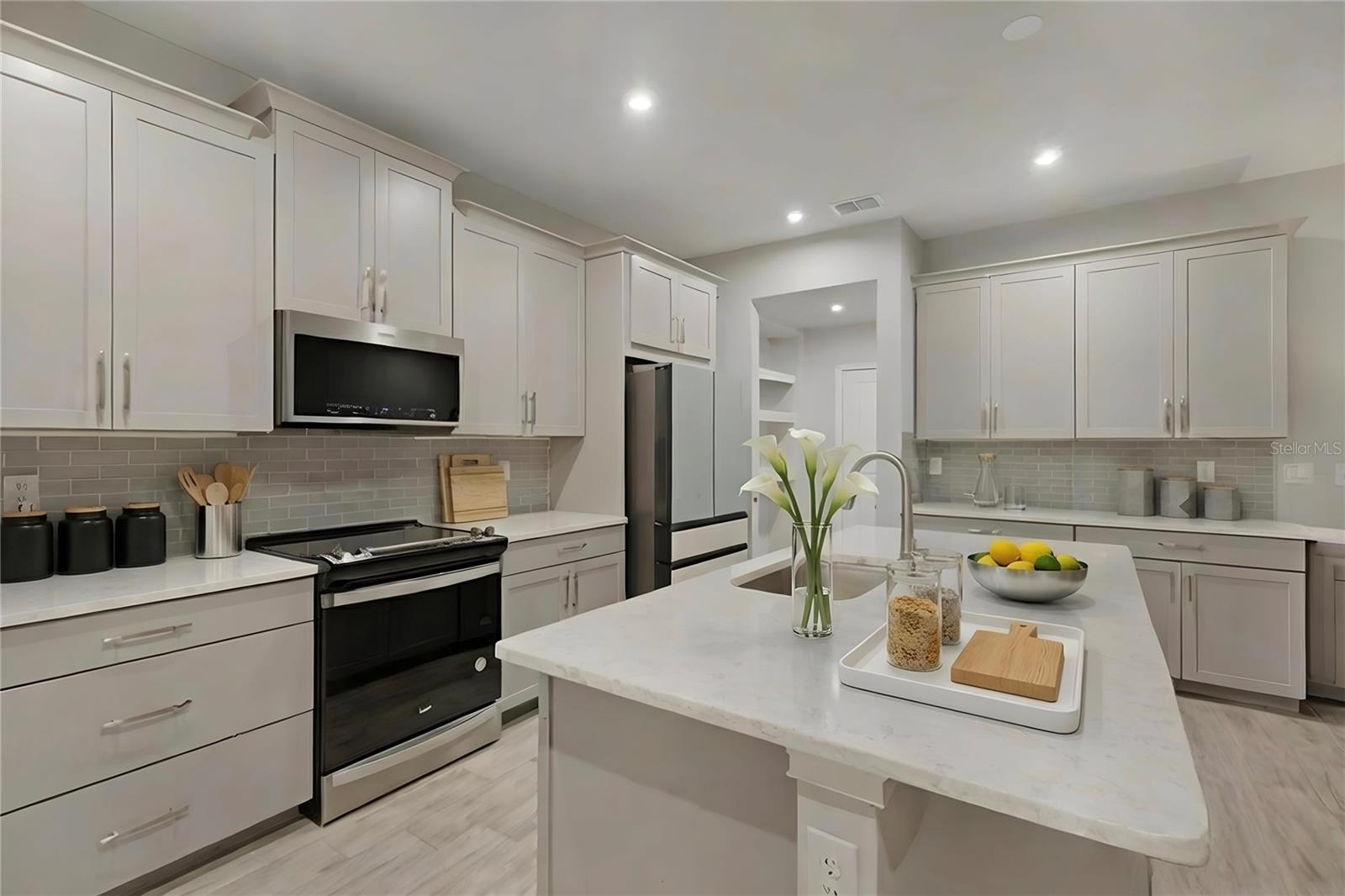 PARKVIEW/LONG LAKE RANCH PH 1B - Residential