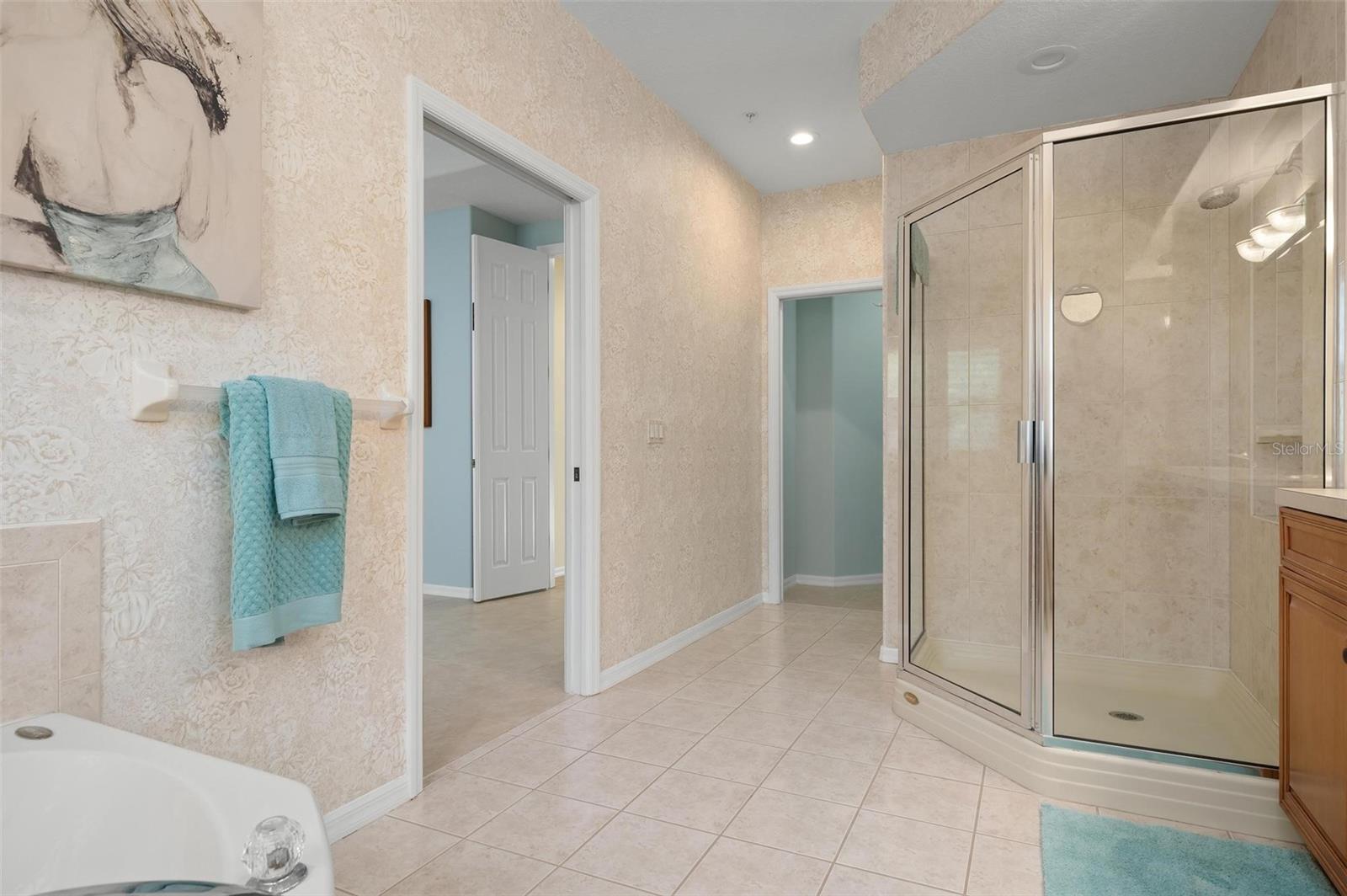 PALMER SQUARE WEST0 - Residential