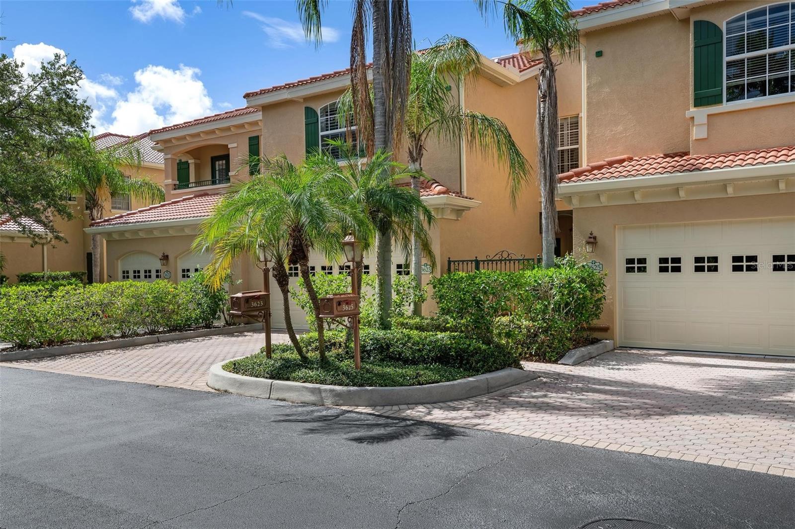 PALMER SQUARE WEST0 - Residential