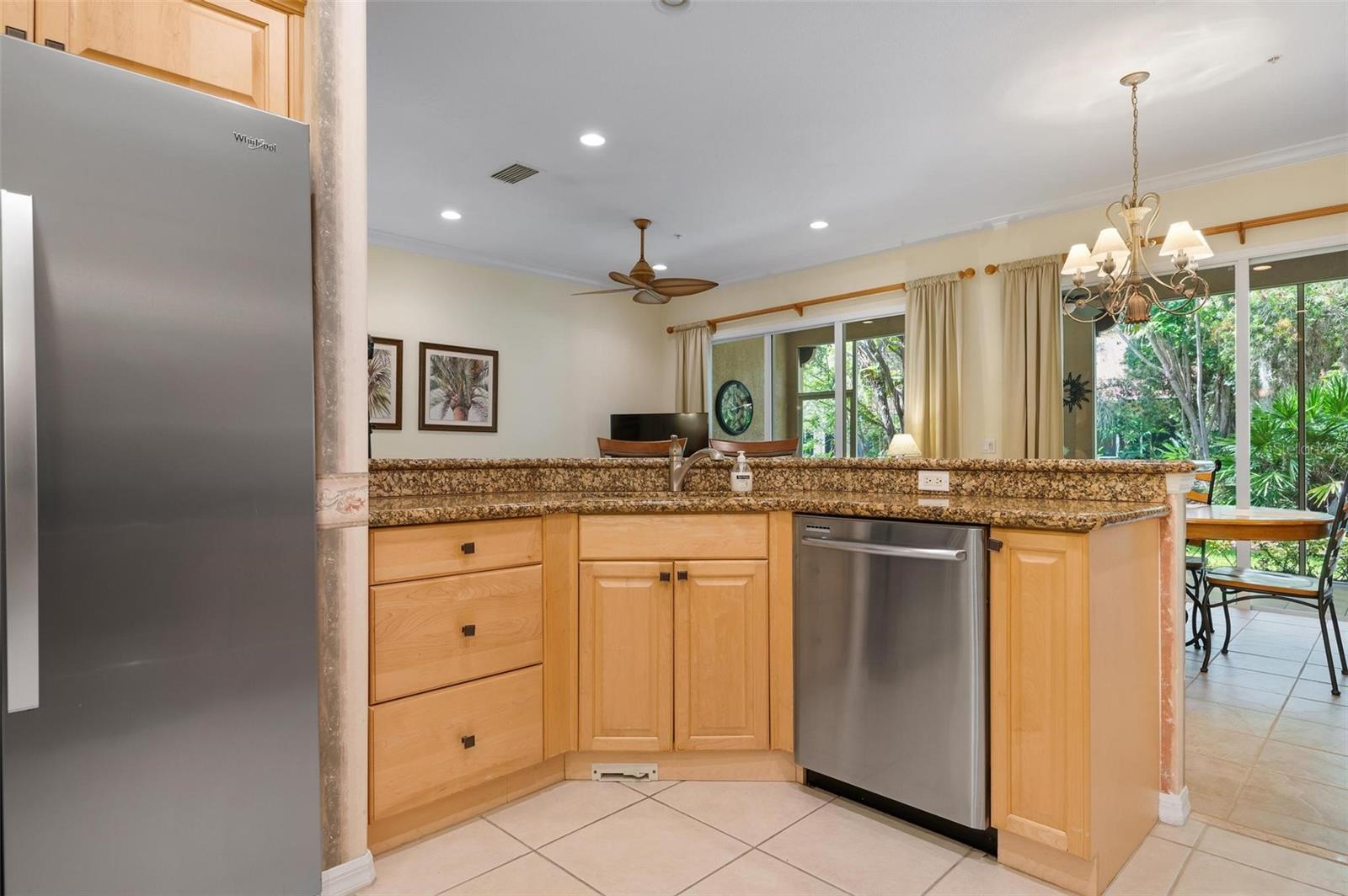 PALMER SQUARE WEST0 - Residential