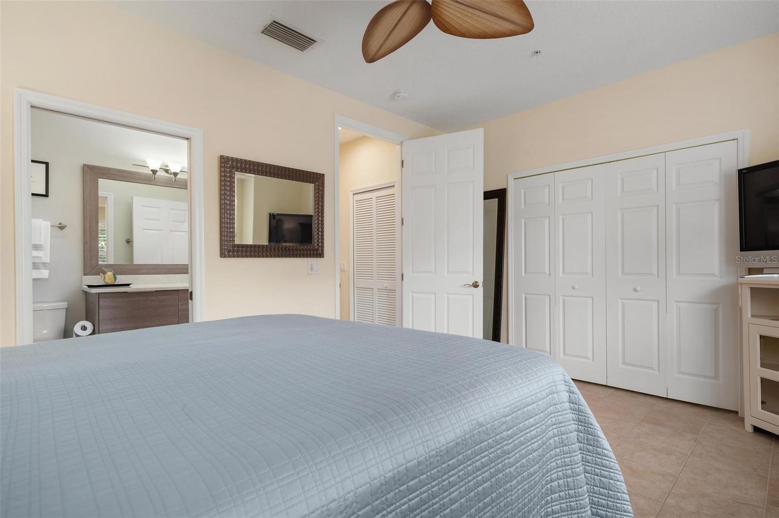 PALMER SQUARE WEST0 - Residential