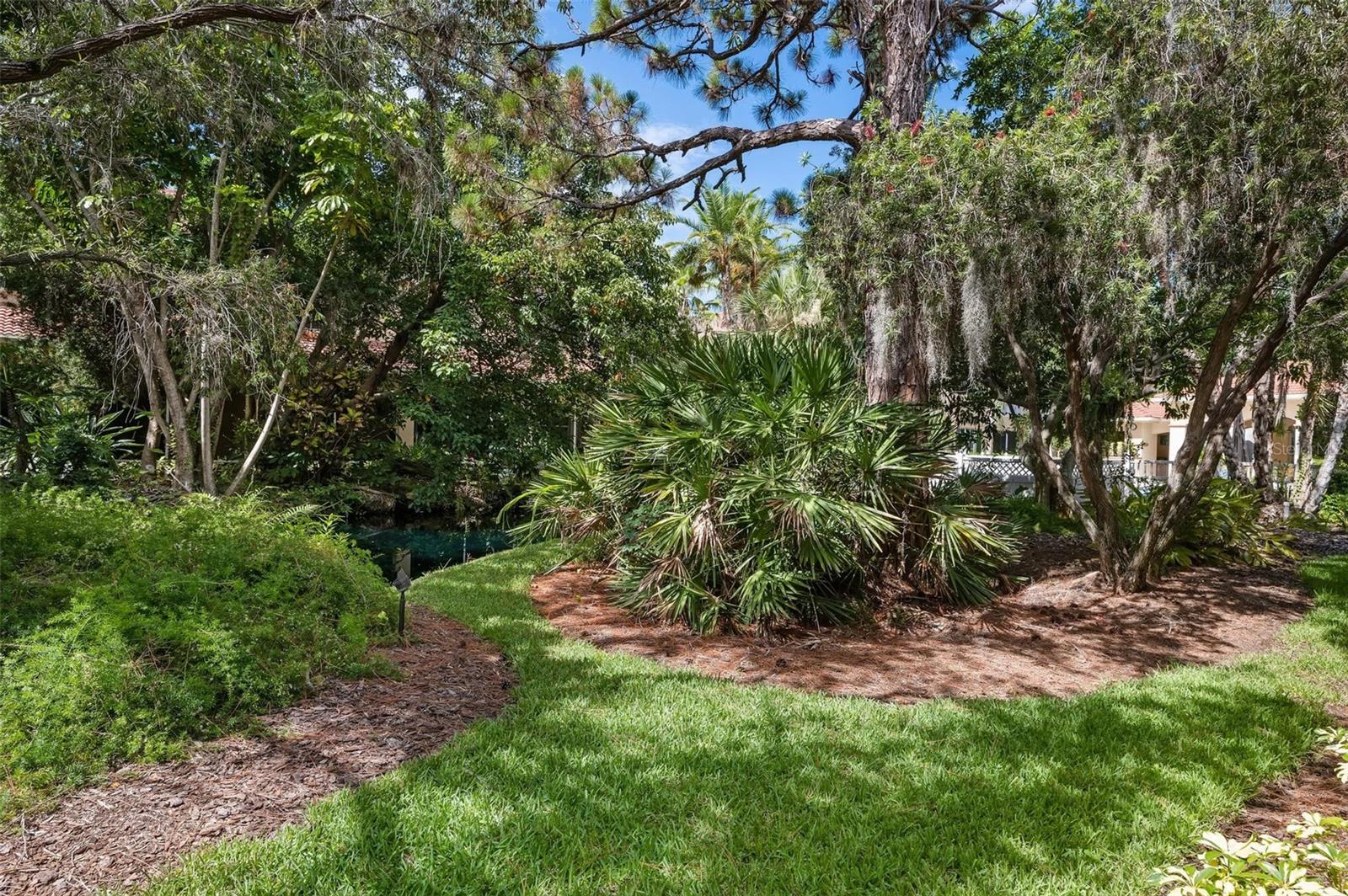 PALMER SQUARE WEST0 - Residential