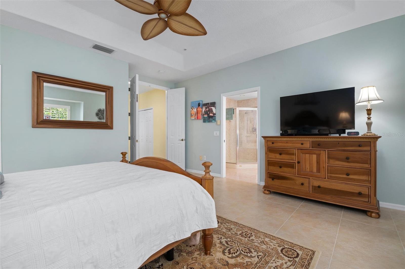 PALMER SQUARE WEST0 - Residential