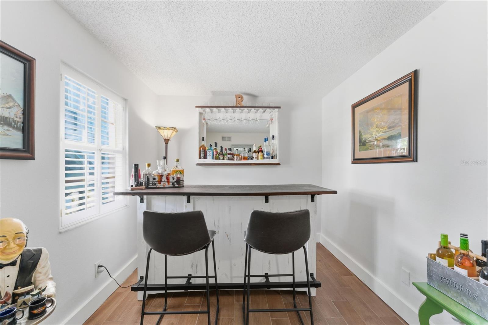 1005 SE 40TH STREET 5