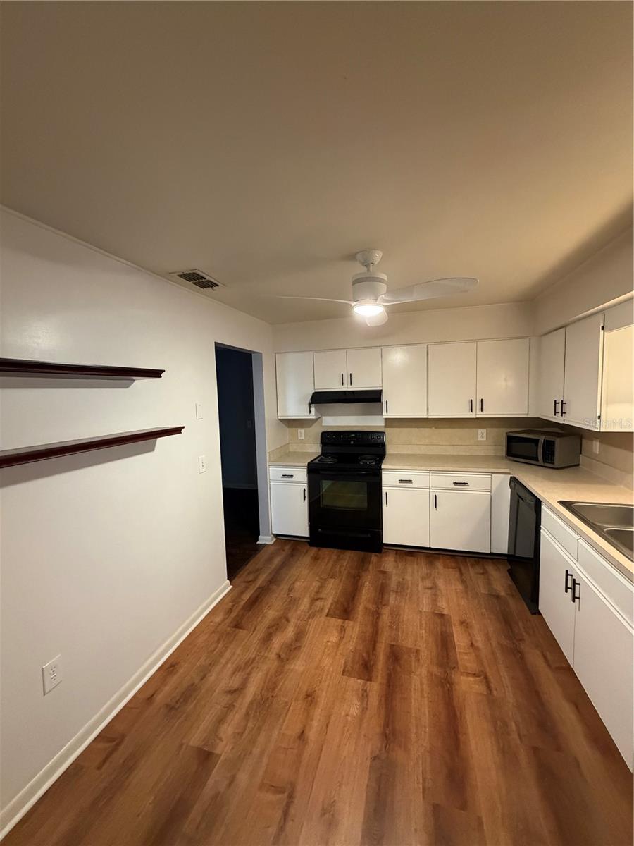 LAKE DEXTER MOORINGS - Residential