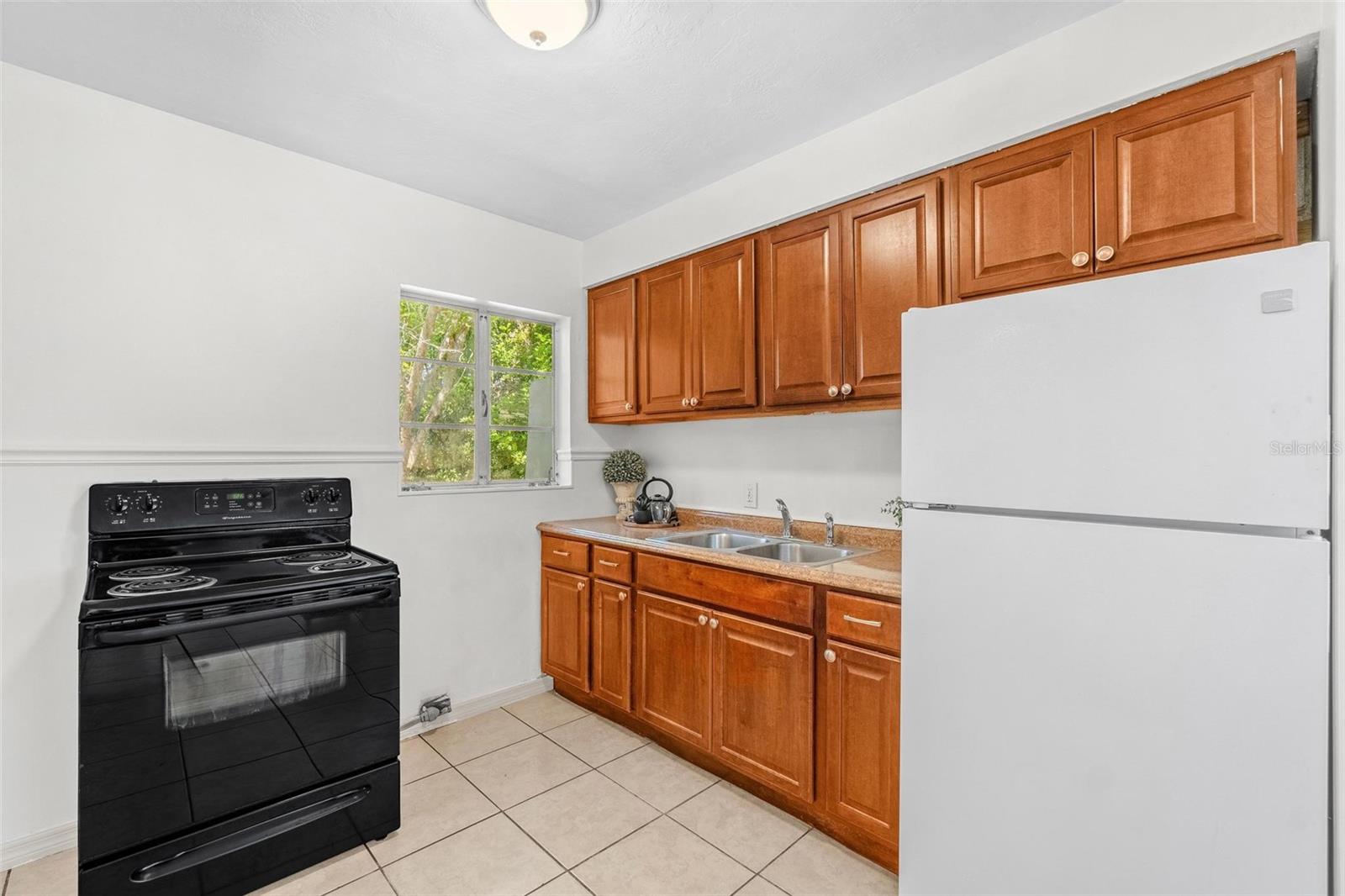 BAYOU HEIGHTS HANLONS - Residential
