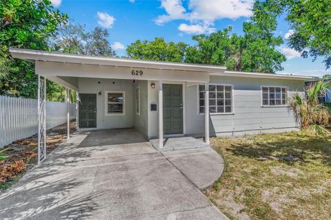 Photo of 629 53rd Avenue S, St Petersburg, FL 33705 (MLS # TB8440758)