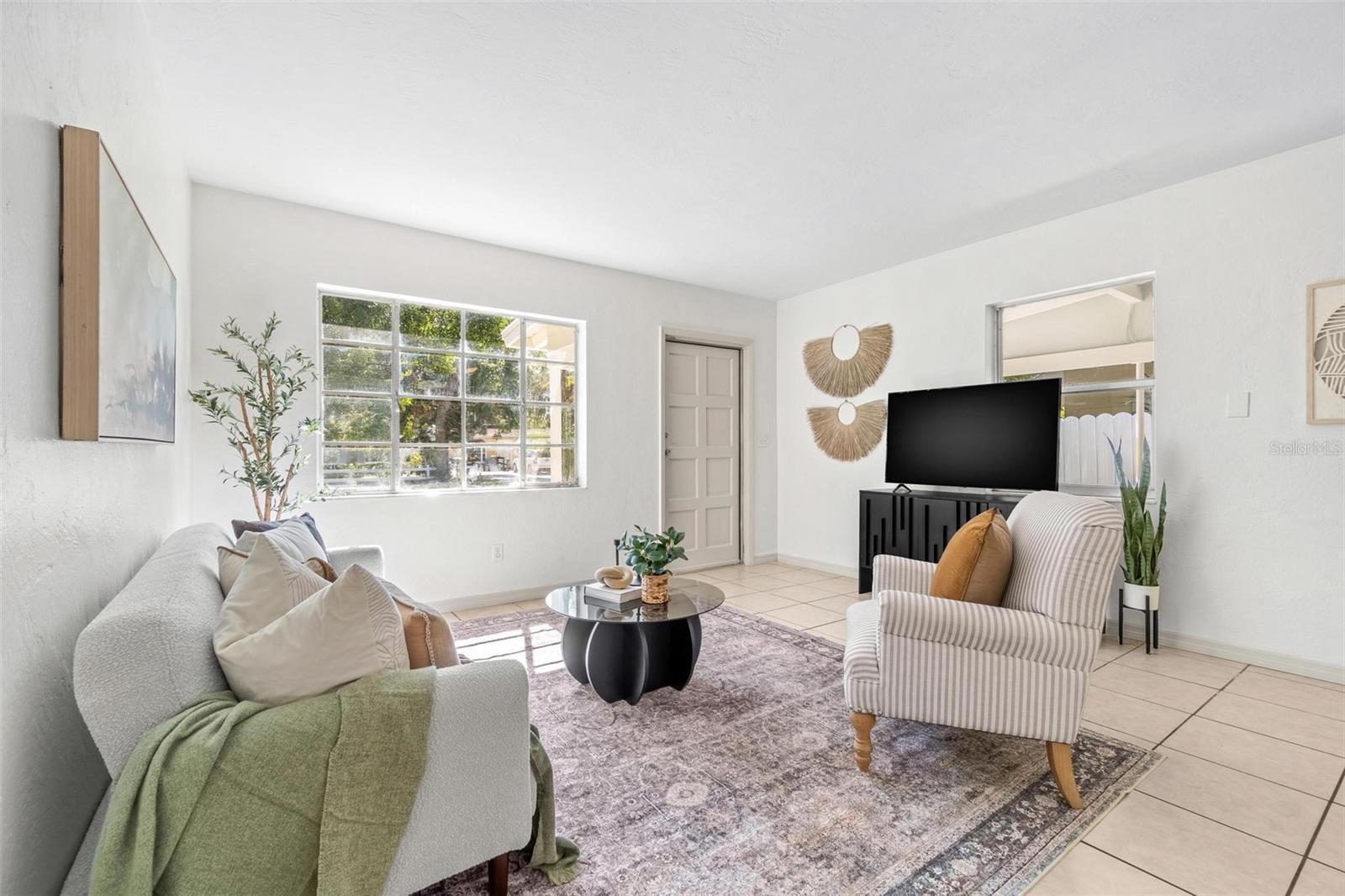BAYOU HEIGHTS HANLONS - Residential