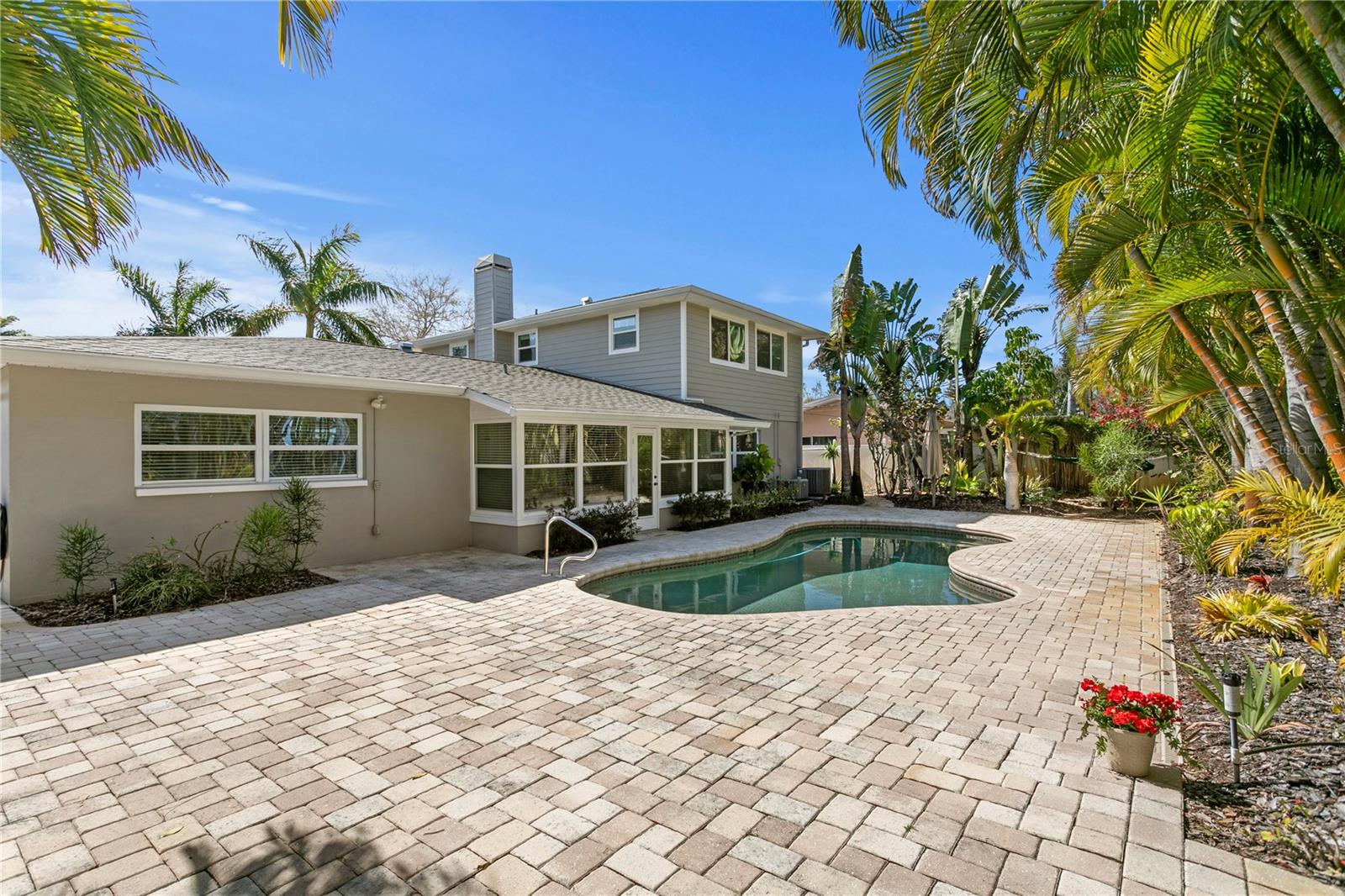 PASADENA GOLF CLUB ESTATES SEC 4 - Residential