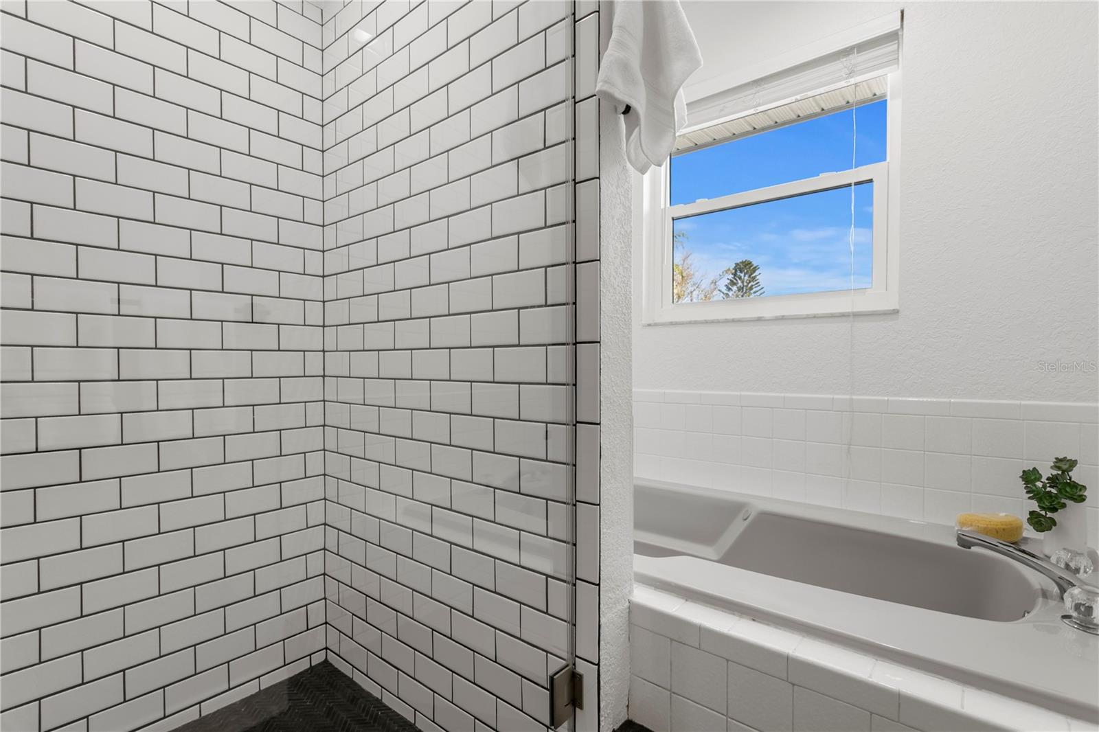 PASADENA GOLF CLUB ESTATES SEC 4 - Residential