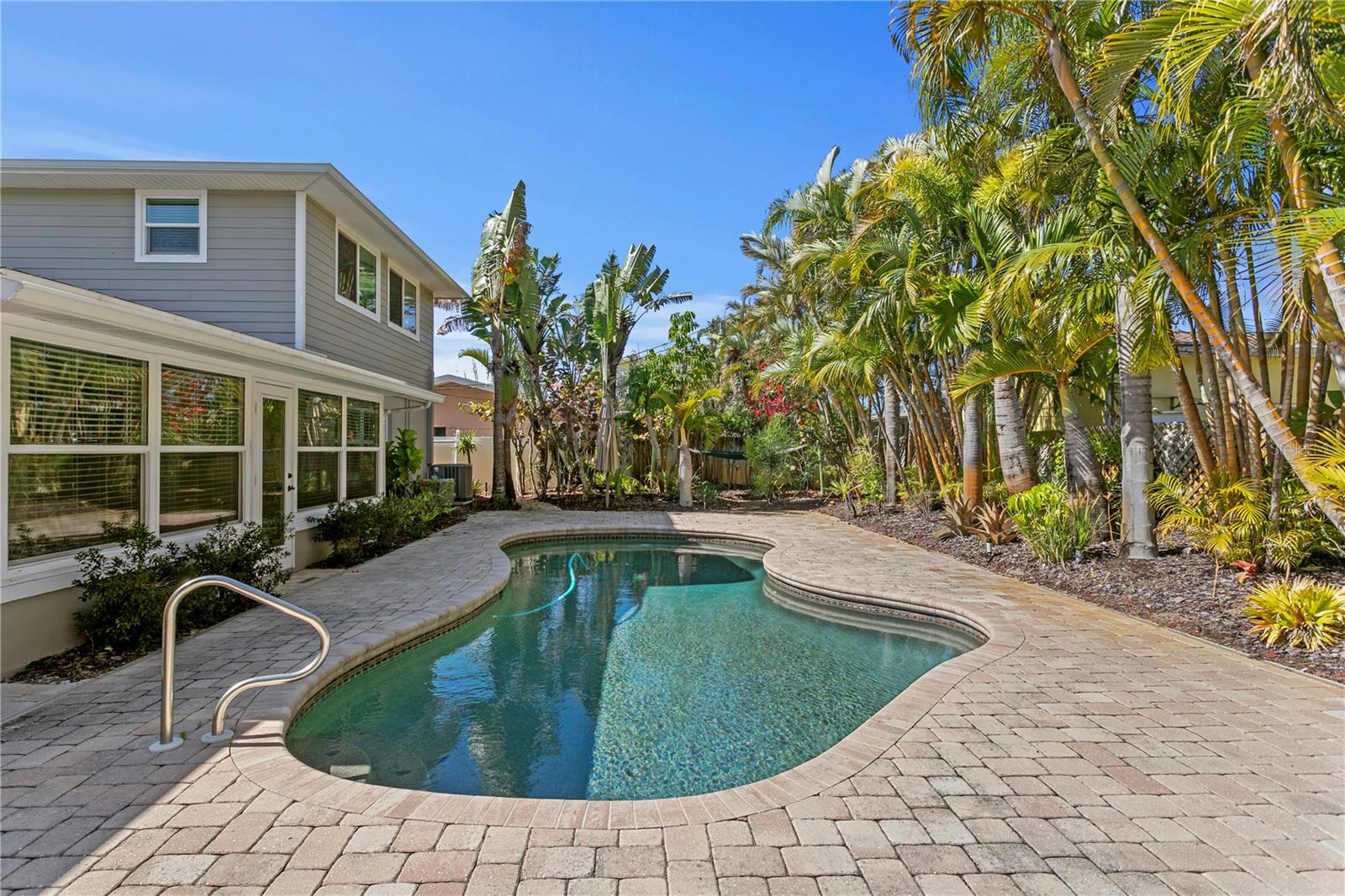 PASADENA GOLF CLUB ESTATES SEC 4 - Residential