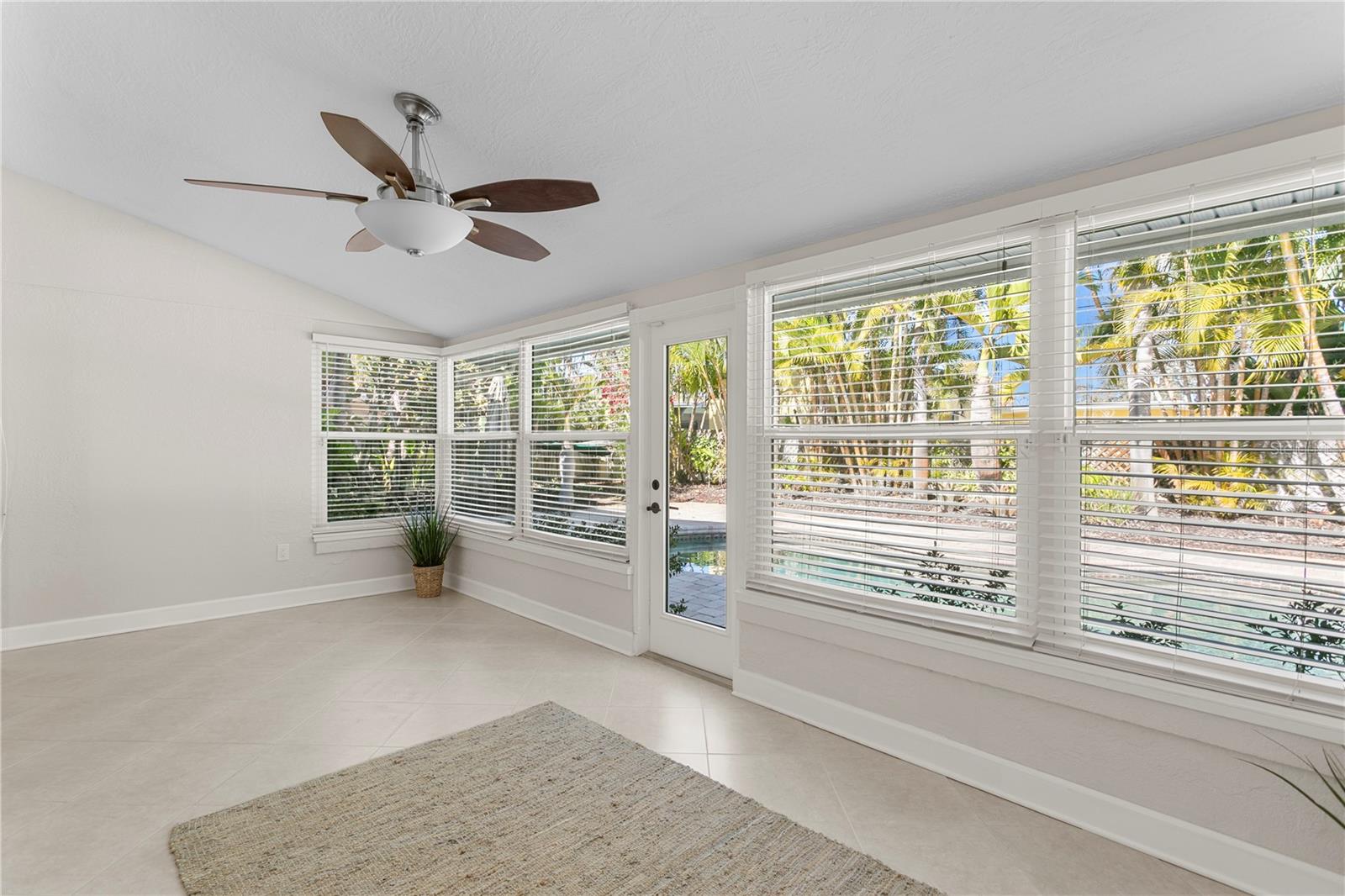 PASADENA GOLF CLUB ESTATES SEC 4 - Residential