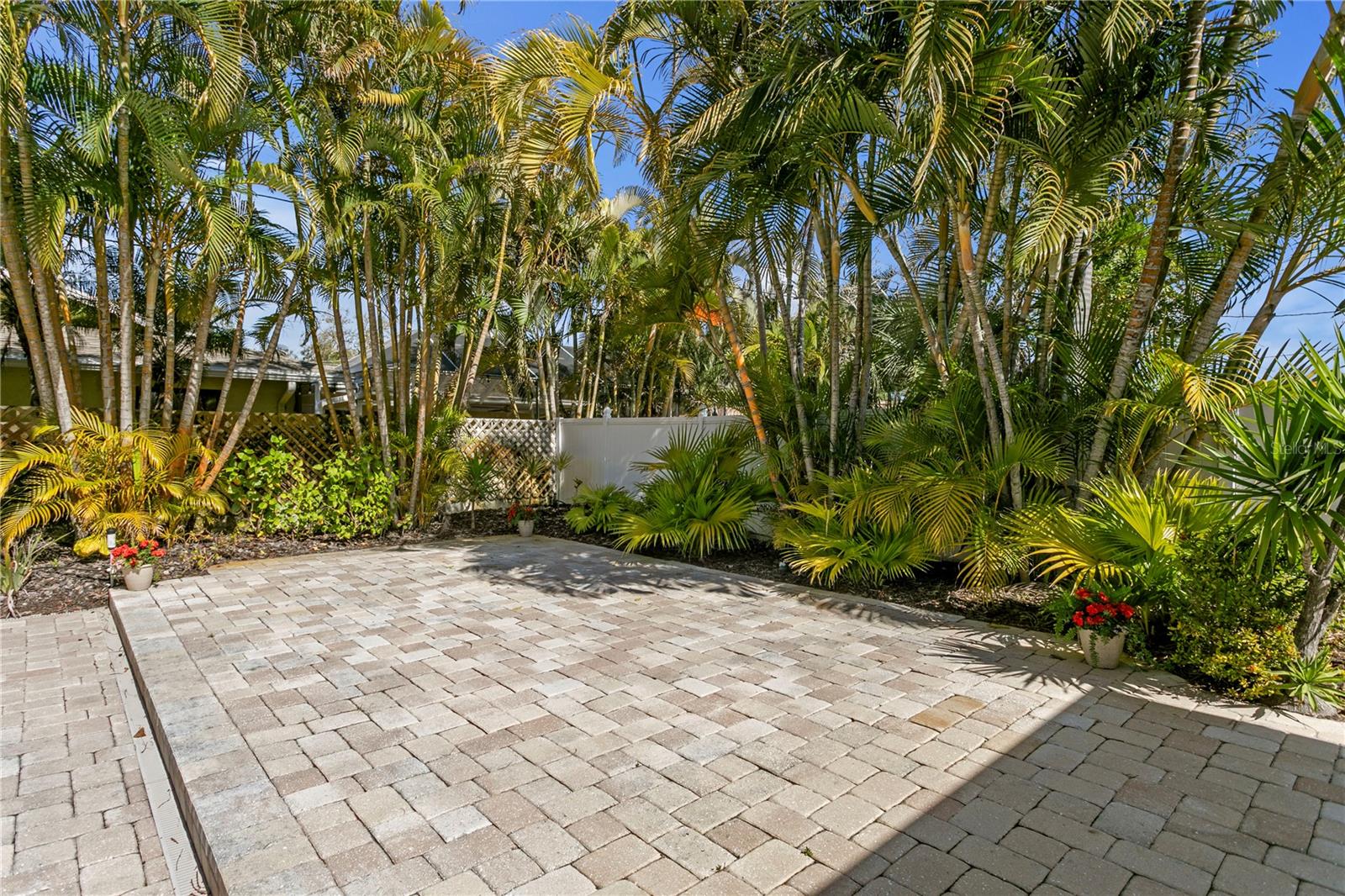 PASADENA GOLF CLUB ESTATES SEC 4 - Residential