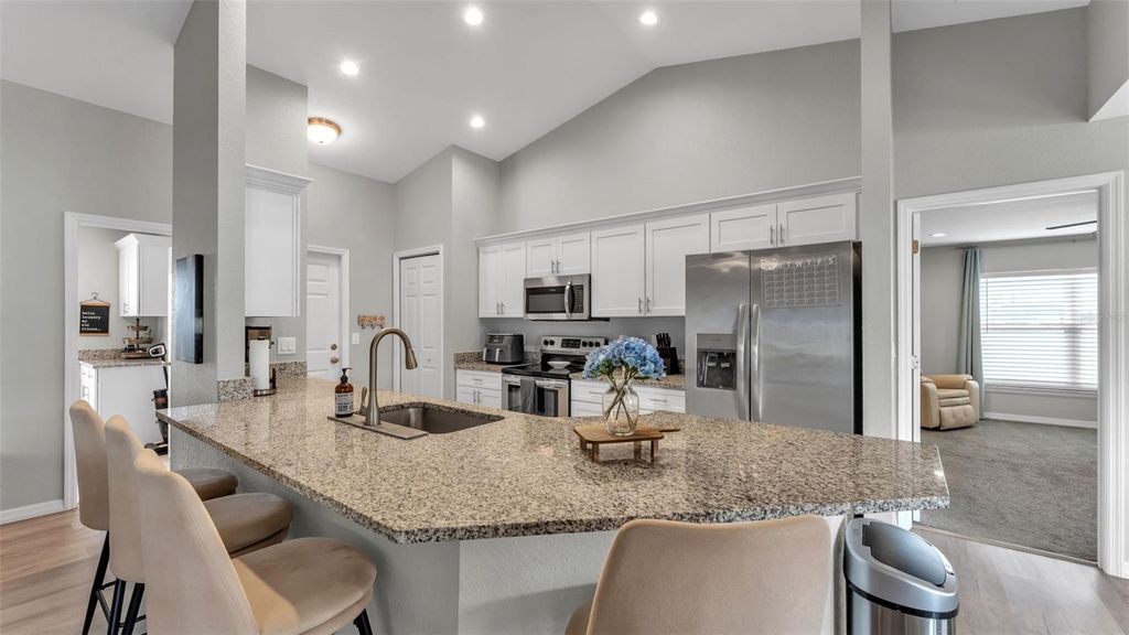 Photo of 6796 Hampshire Boulevard, Lakeland, FL 33813 (MLS # L4960392)