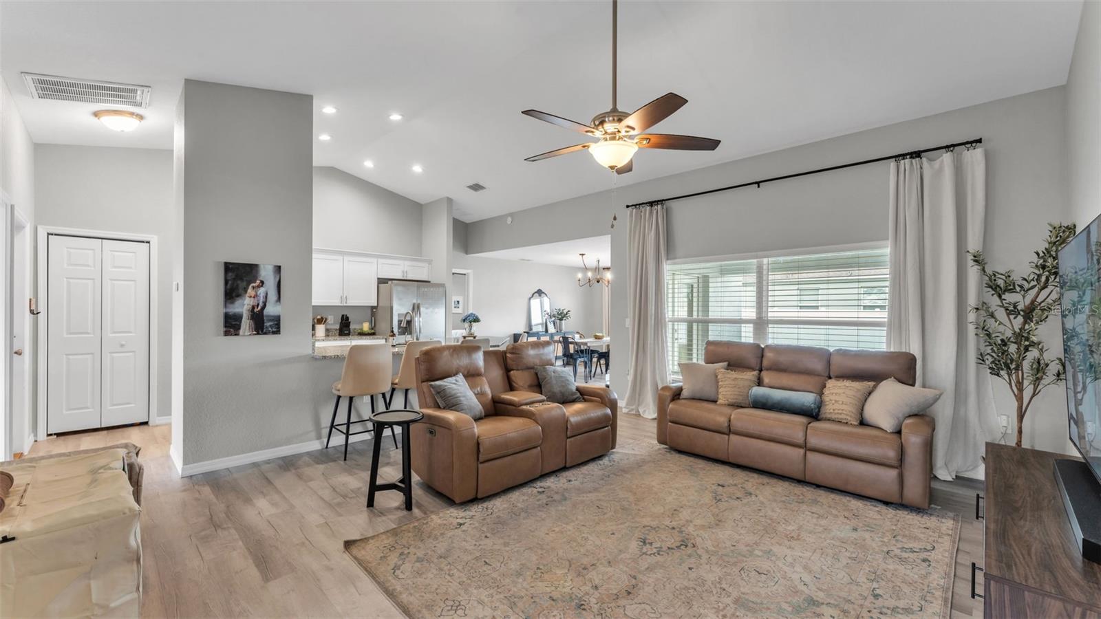 SOUTHCHASE - Residential