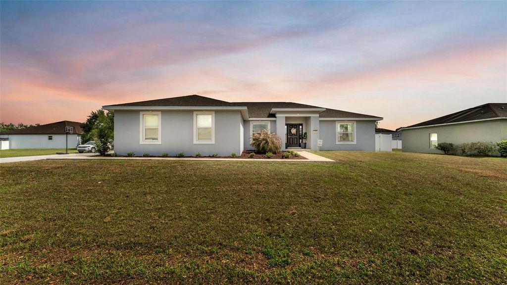 Photo of 6796 Hampshire Boulevard, Lakeland, FL 33813 (MLS # L4960392)