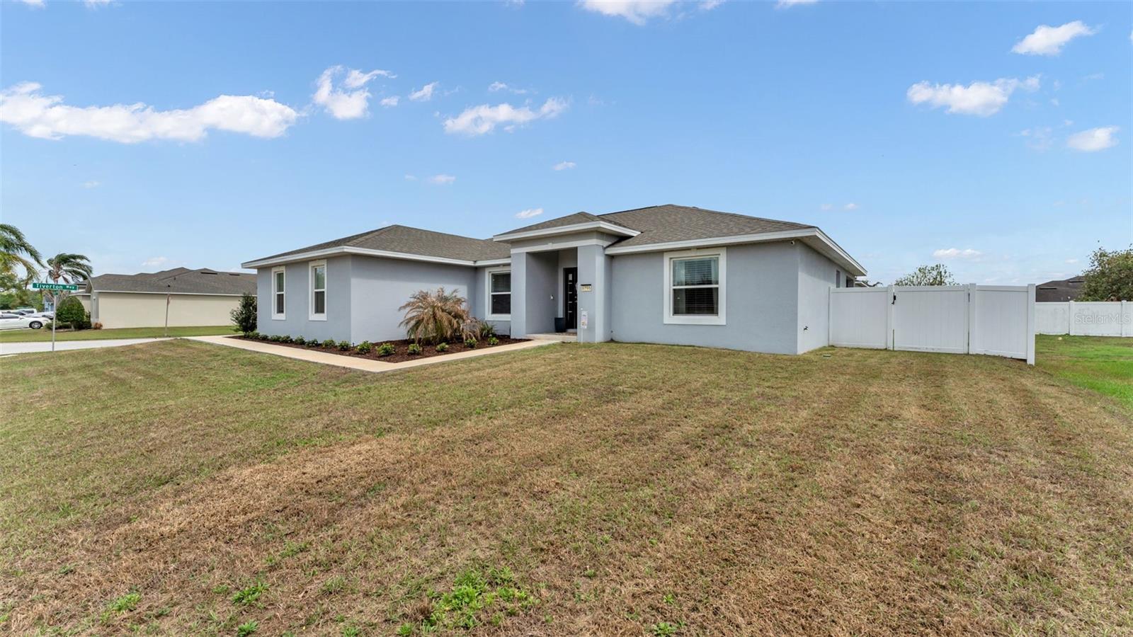 SOUTHCHASE - Residential