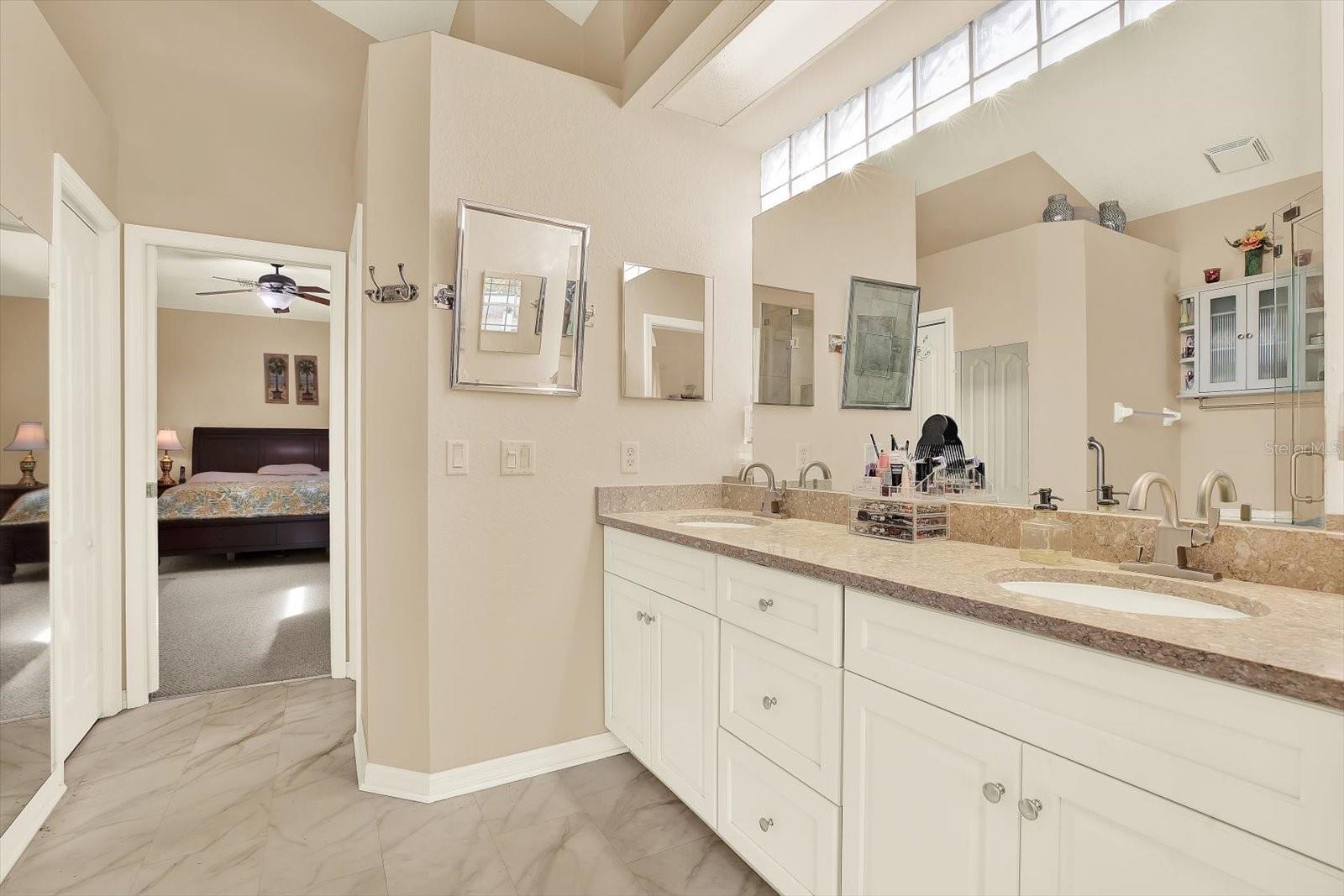 ROYAL HIGHLANDS - Residential