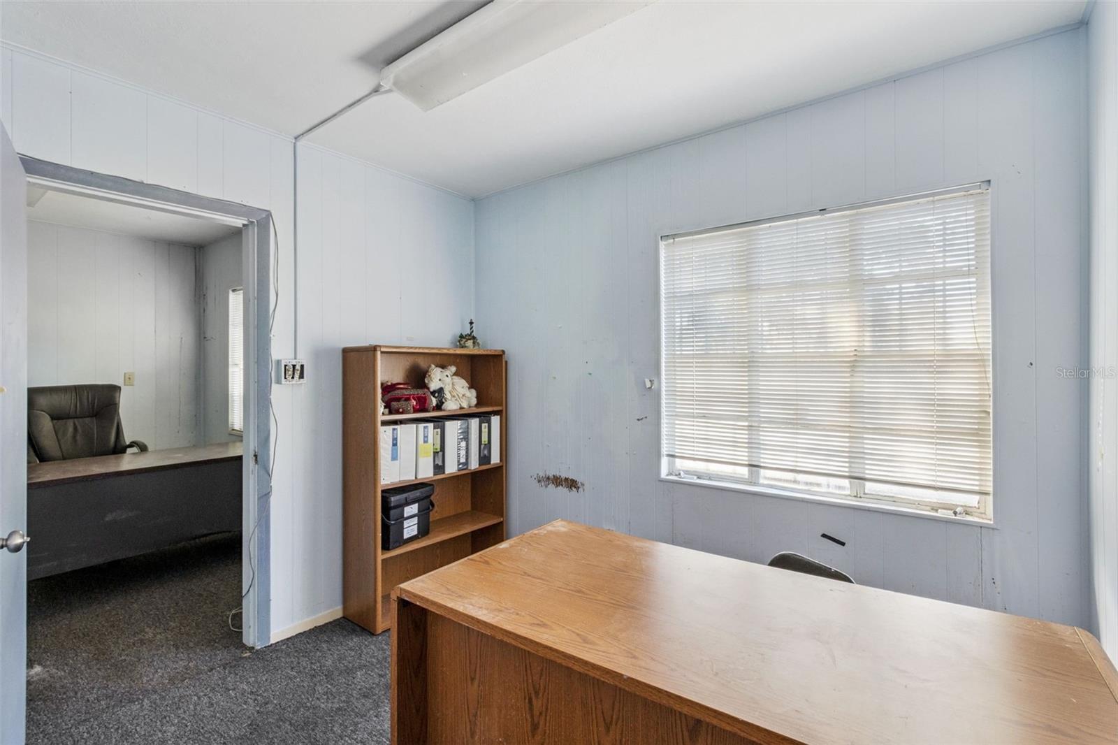 TROPICAL GARDENS - Commercial Sale