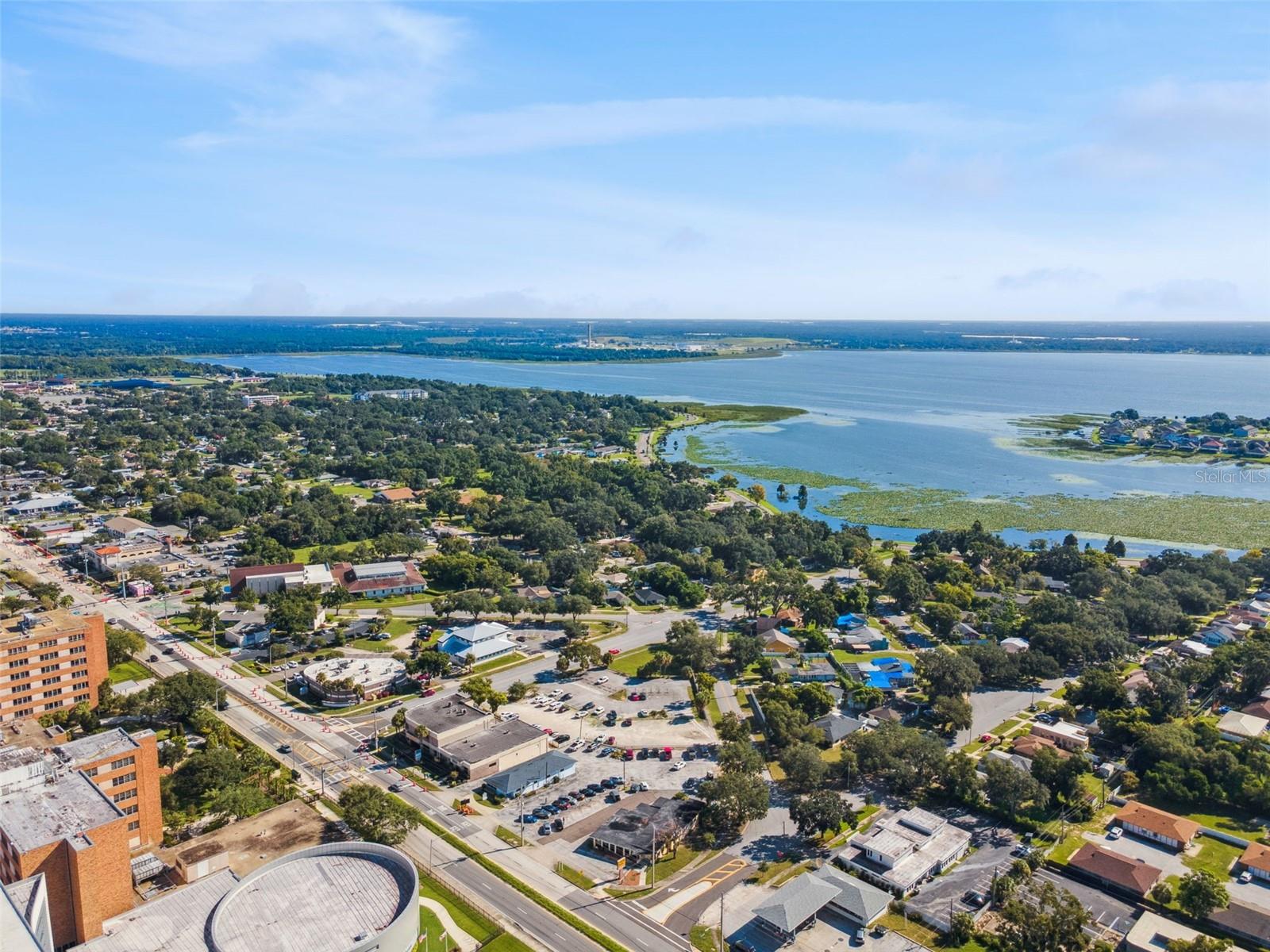 TROPICAL GARDENS - Commercial Sale