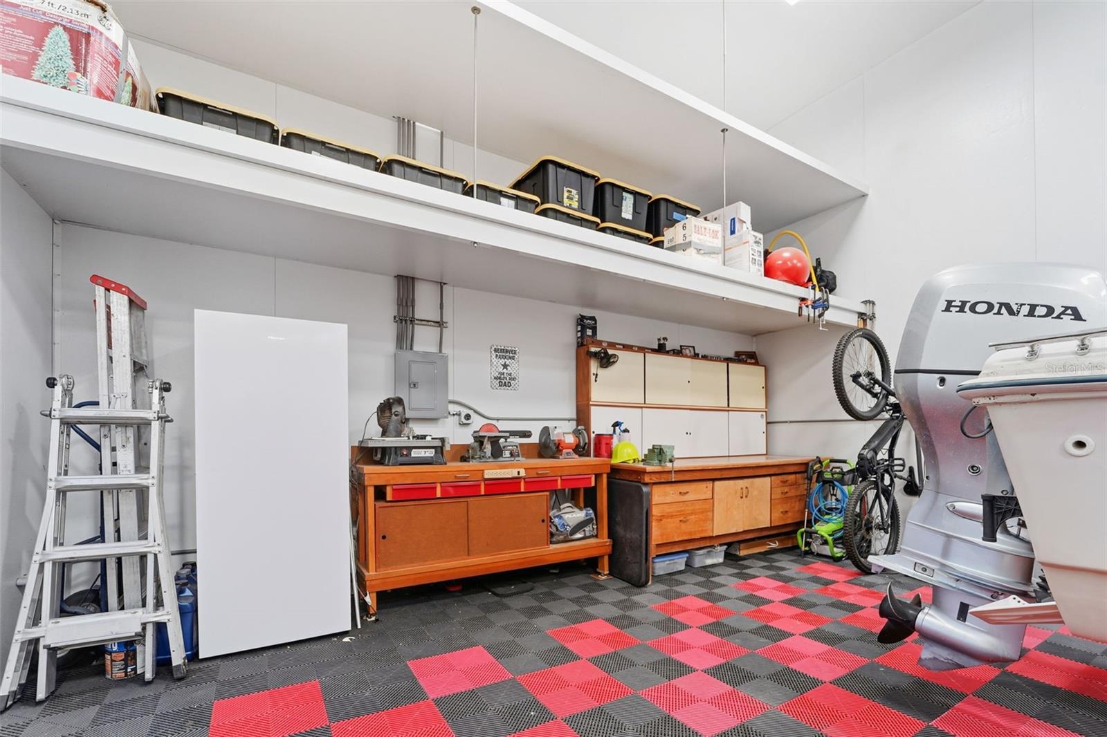 FLORAL GARDENS - Residential