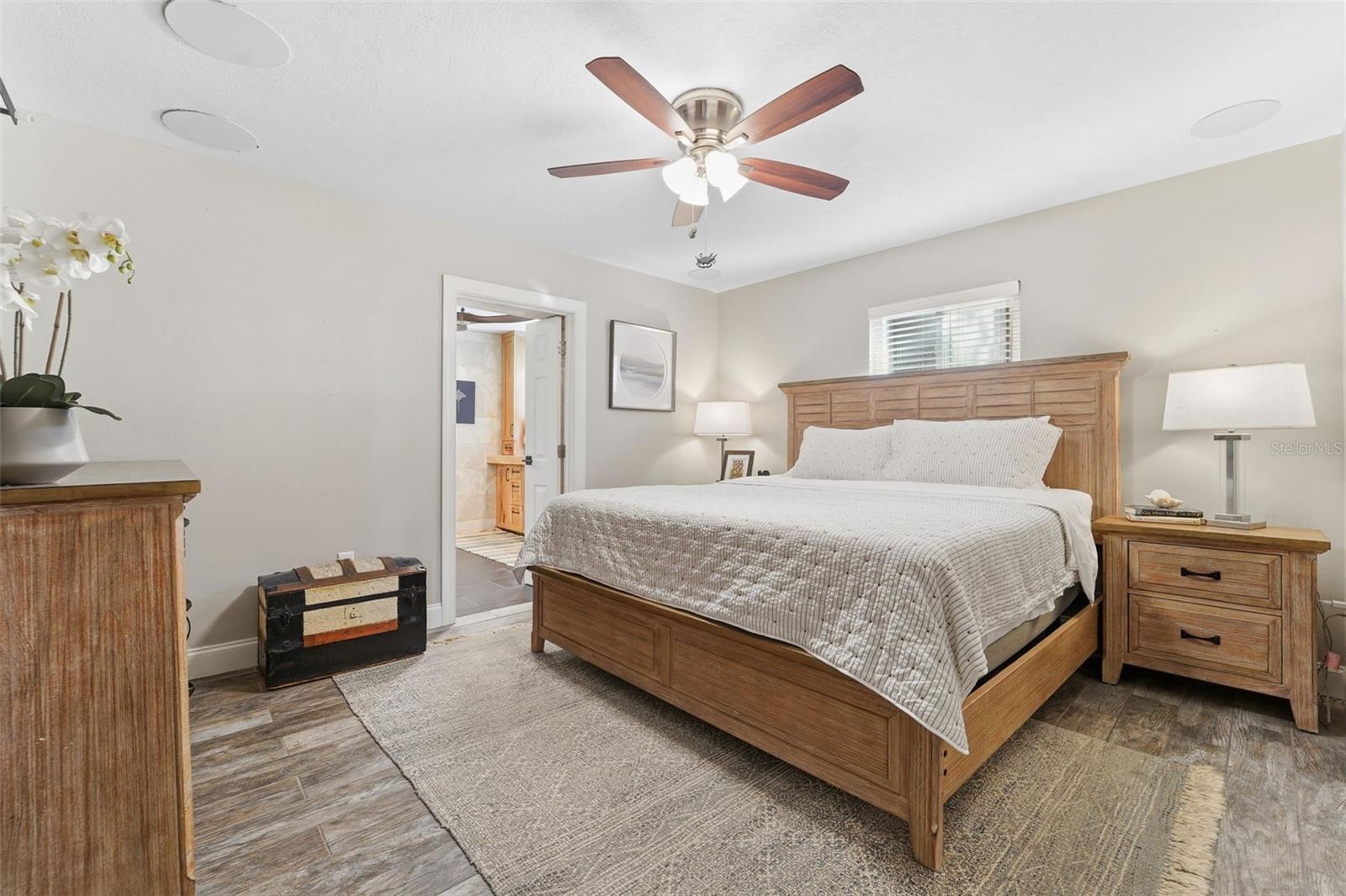 FLORAL GARDENS - Residential