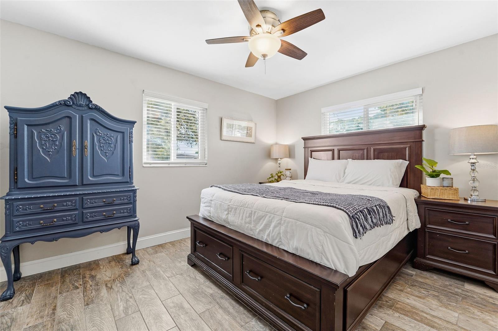 FLORAL GARDENS - Residential