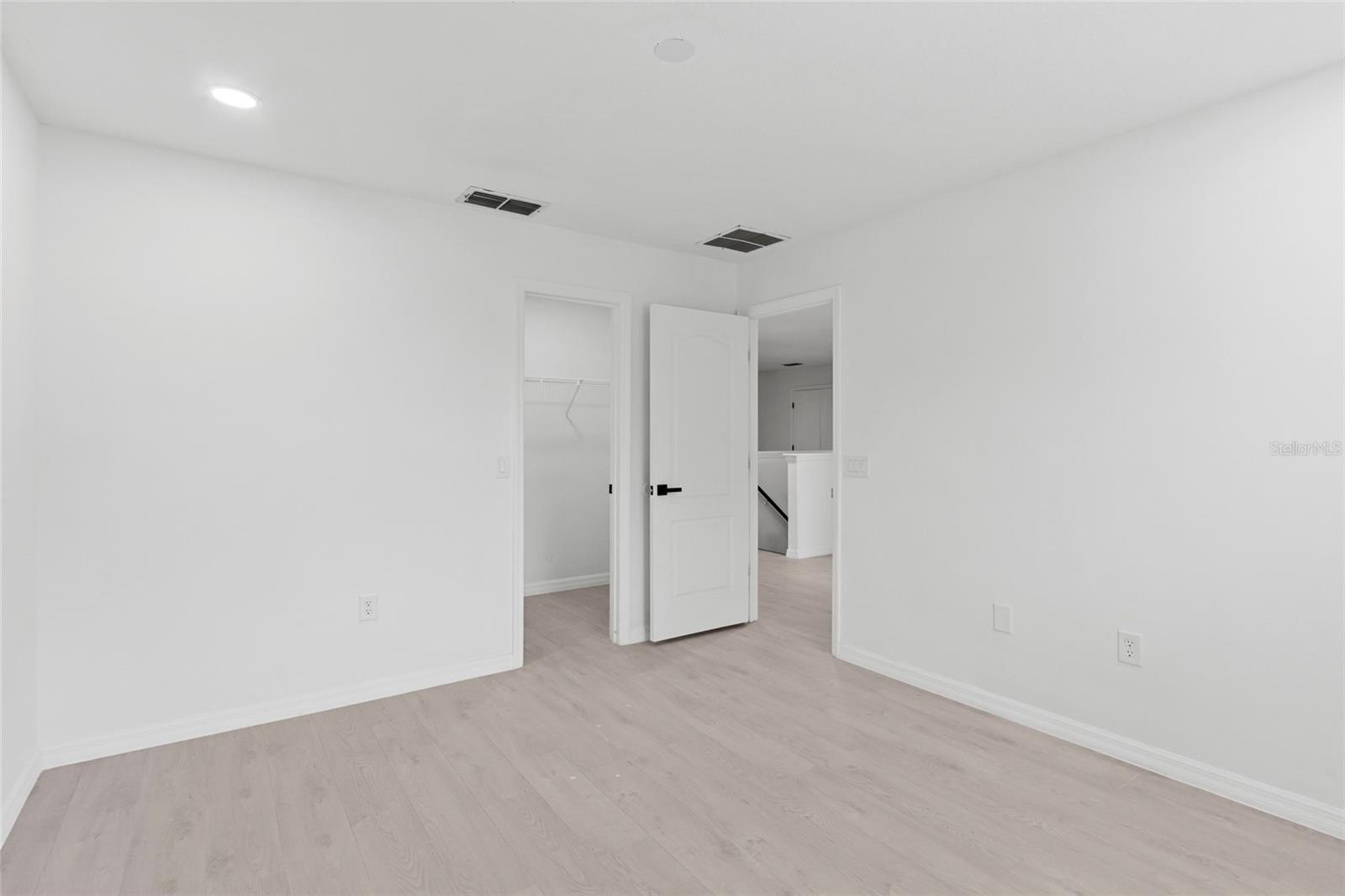 CONCORDE ESTATES PH 1B - Residential Lease