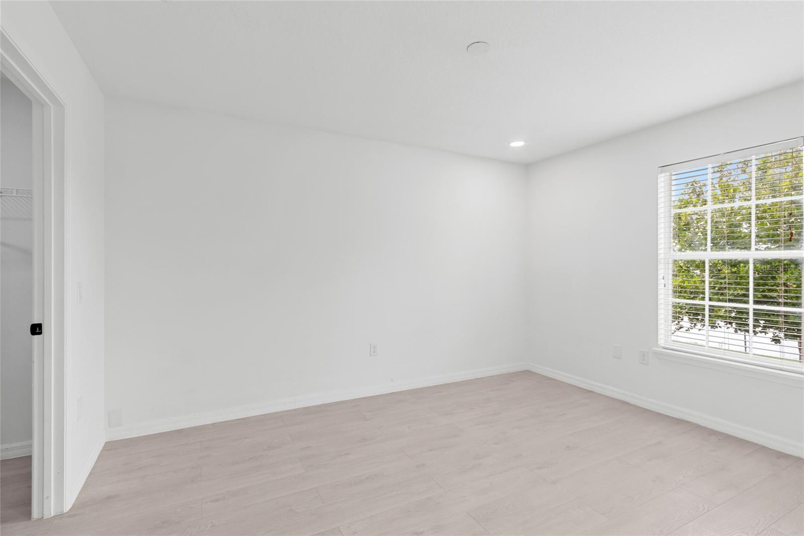 CONCORDE ESTATES PH 1B - Residential Lease