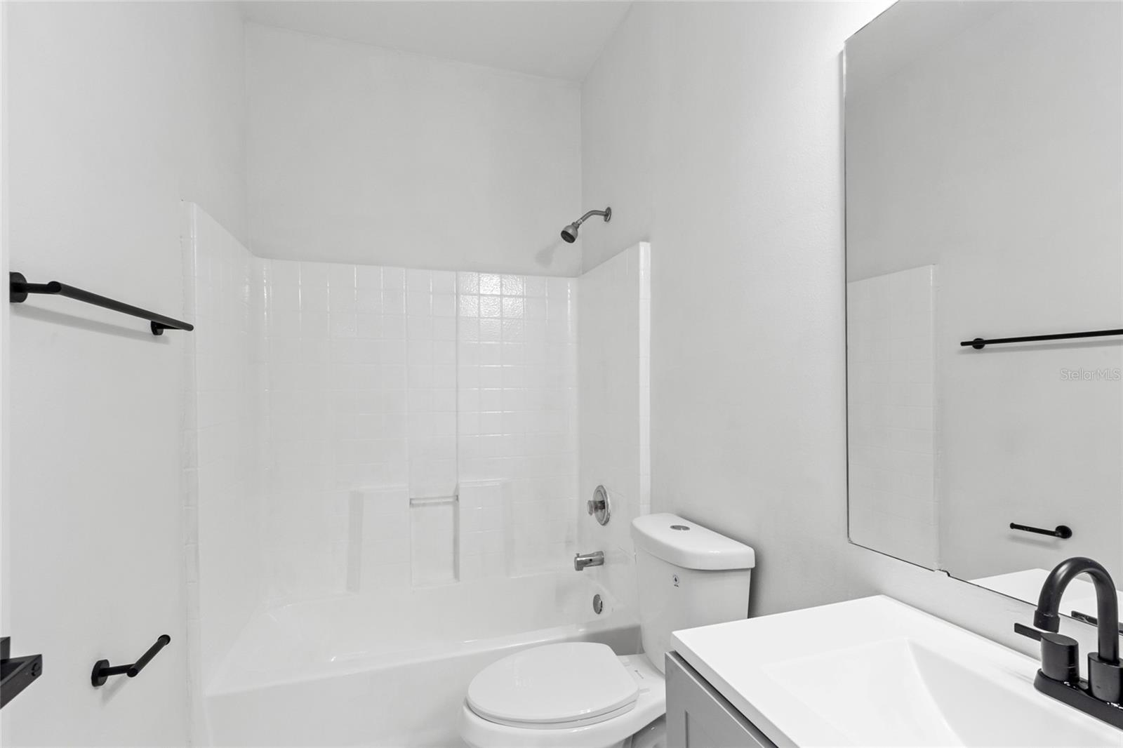 CONCORDE ESTATES PH 1B - Residential Lease