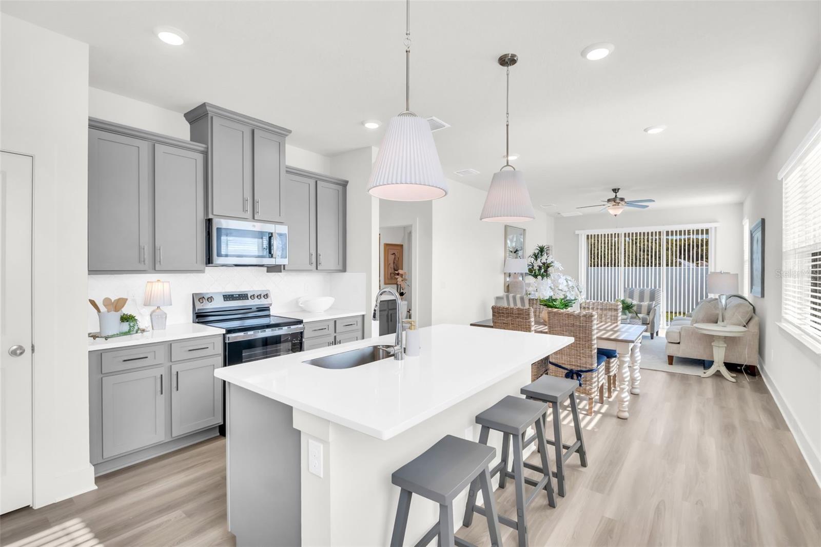 EMERALD FIELDS - Residential