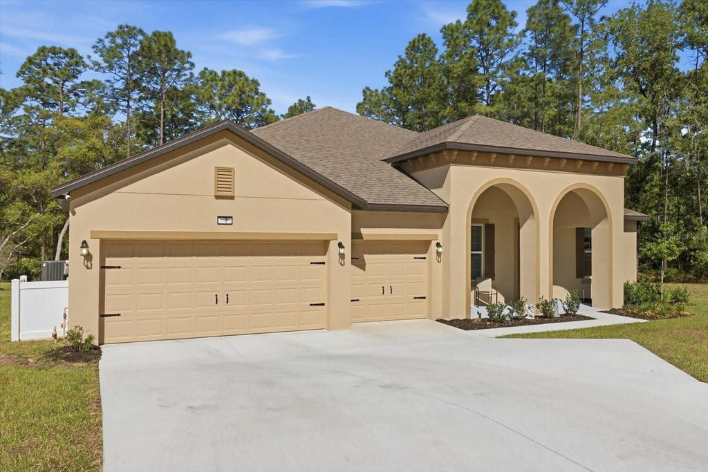 Photo of 7 Bells Of Ireland Court, Homosassa, FL 34446 (MLS # OM723928)