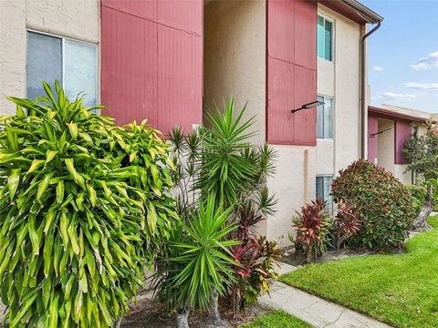 3841 S Lake Drive 197, Tampa, FL 33614