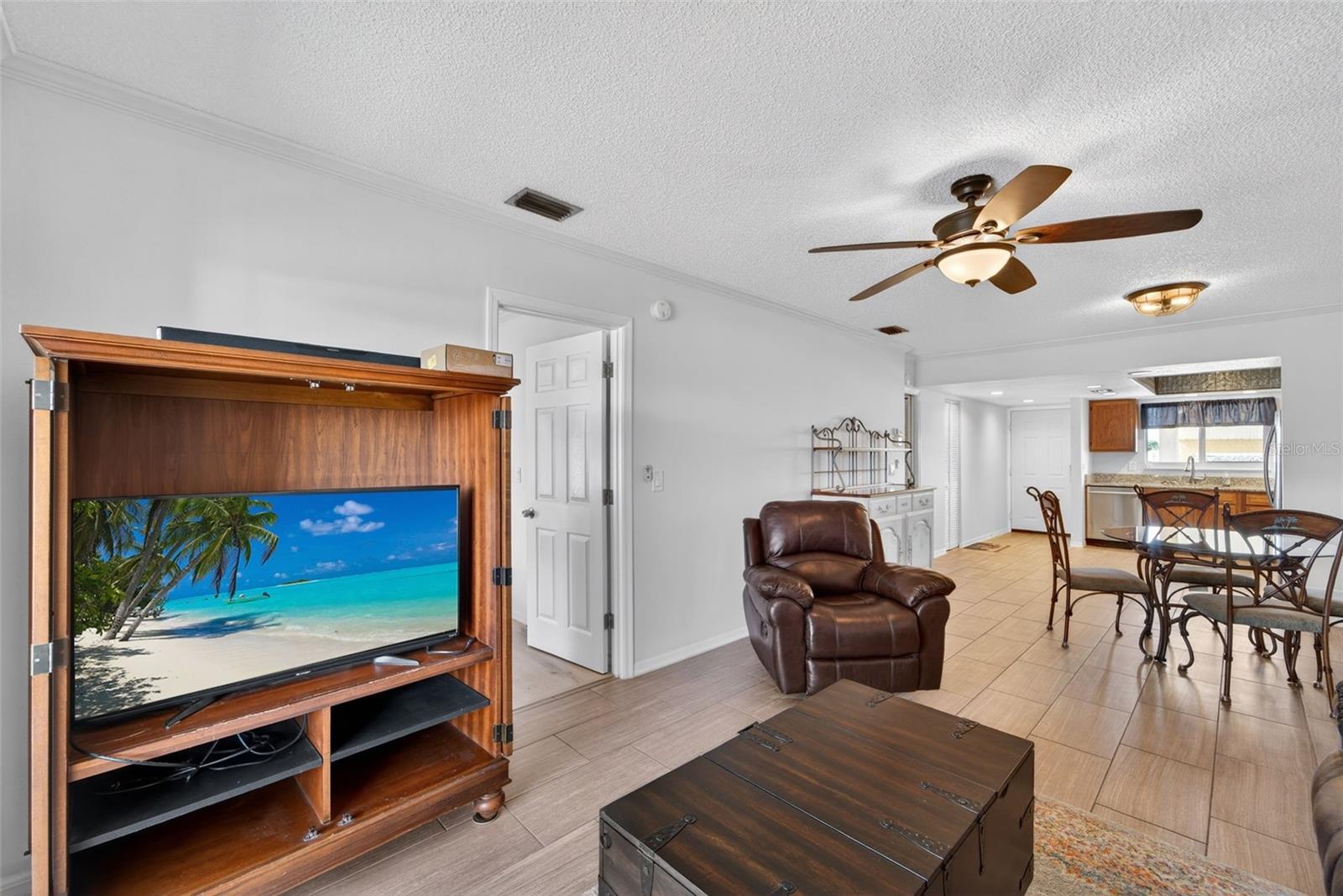 WATERS EDGE PH 01 BLDG L - Residential