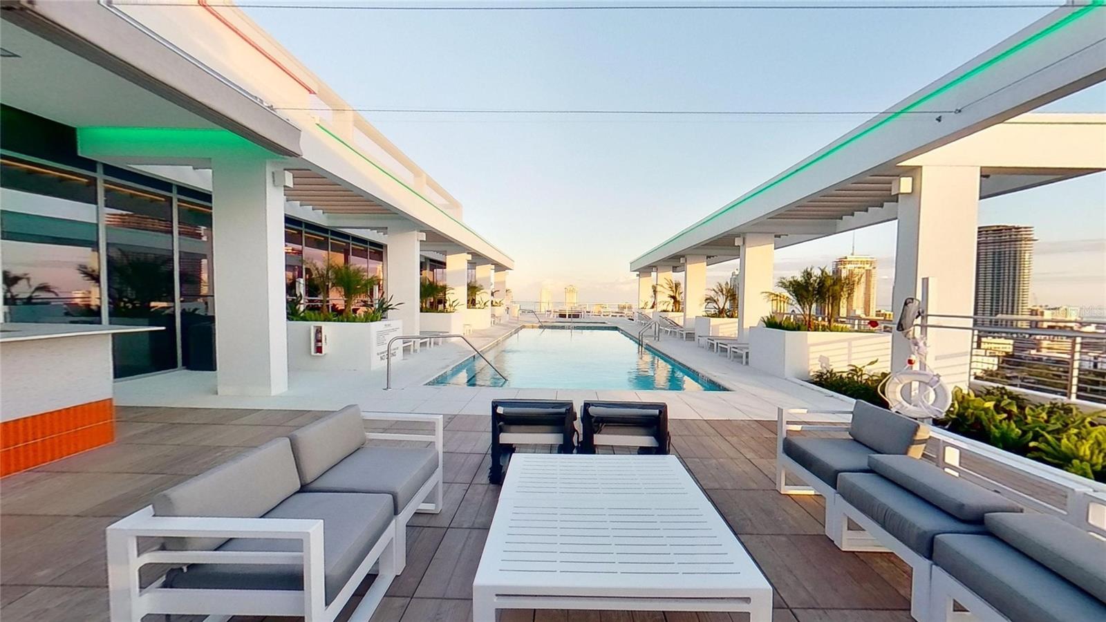 REFLECTION ST PETE - Residential Lease