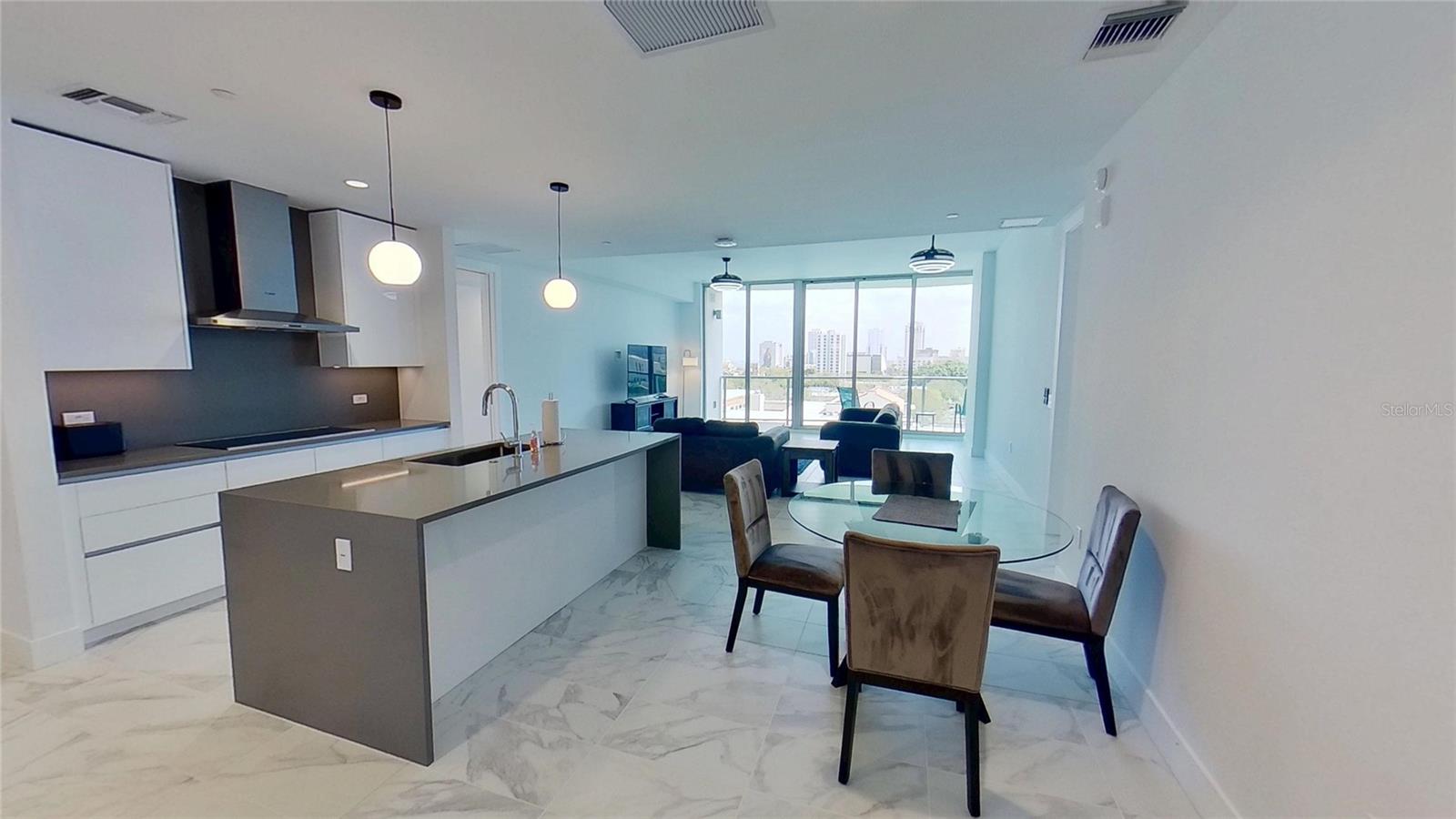 REFLECTION ST PETE - Residential Lease