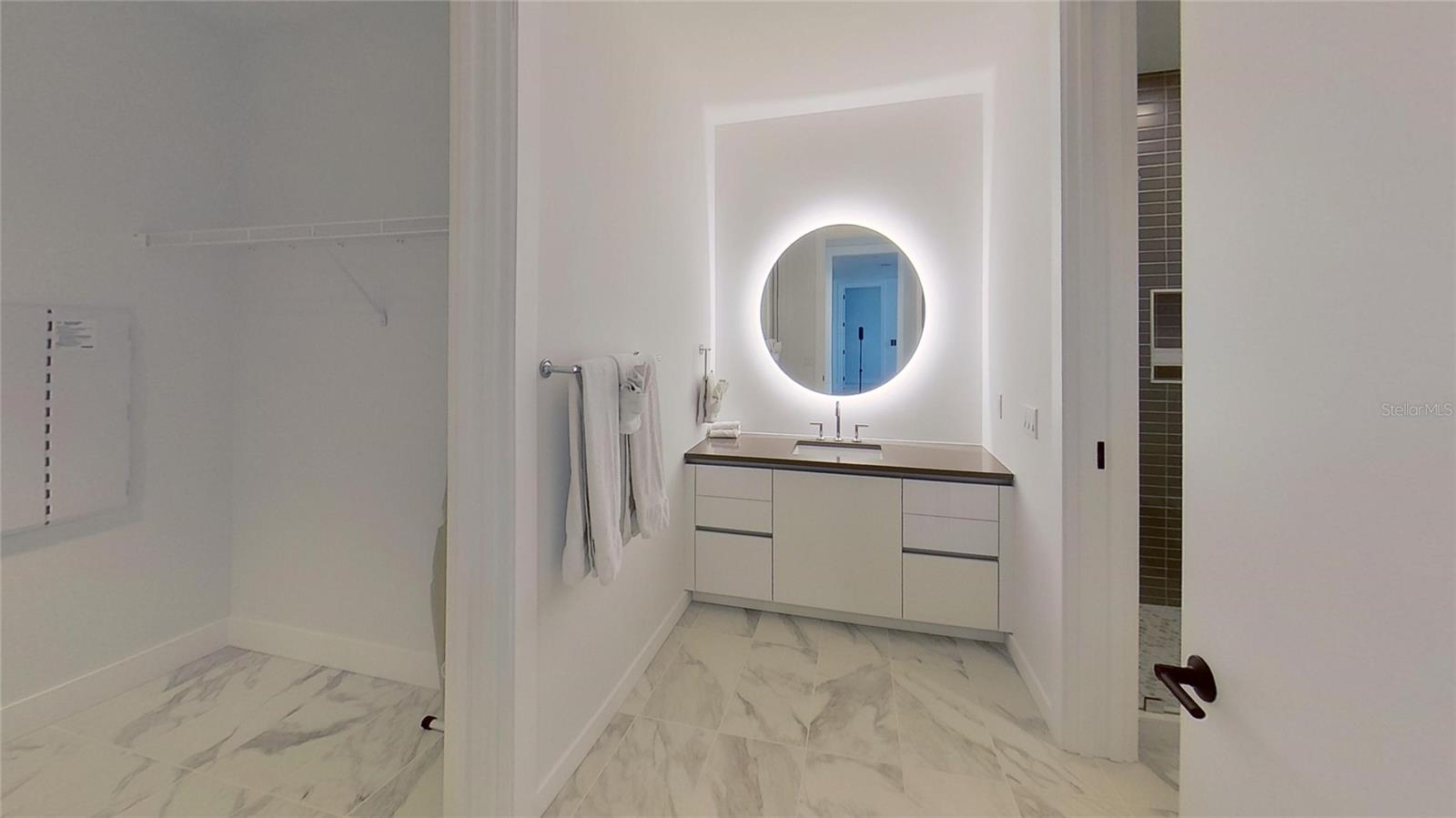 REFLECTION ST PETE - Residential Lease