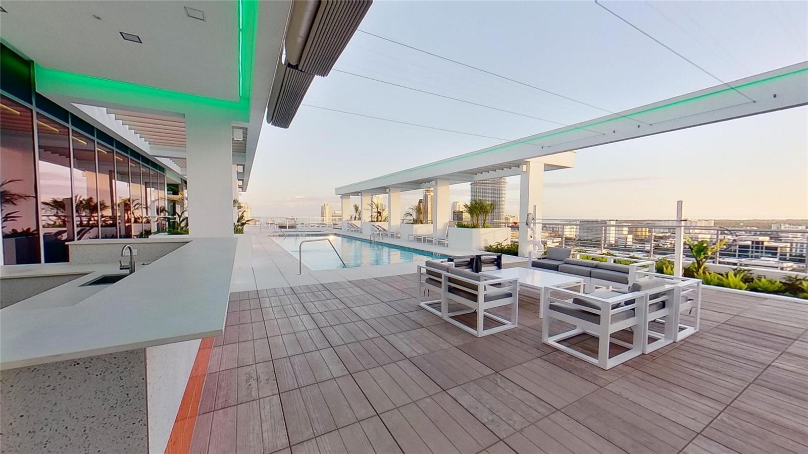 REFLECTION ST PETE - Residential Lease