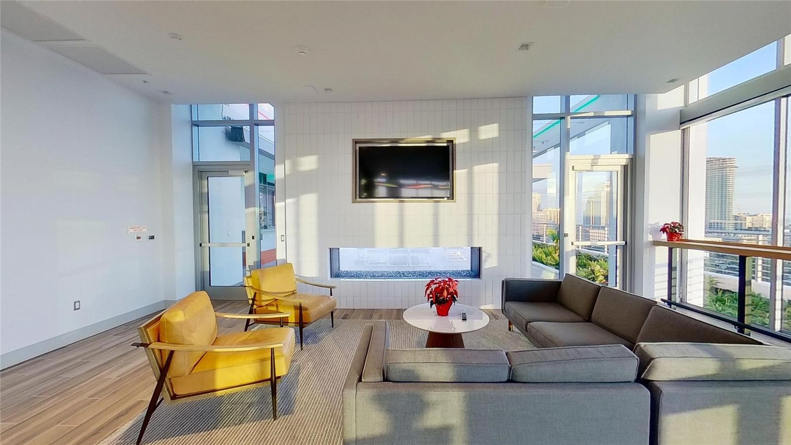 REFLECTION ST PETE - Residential Lease