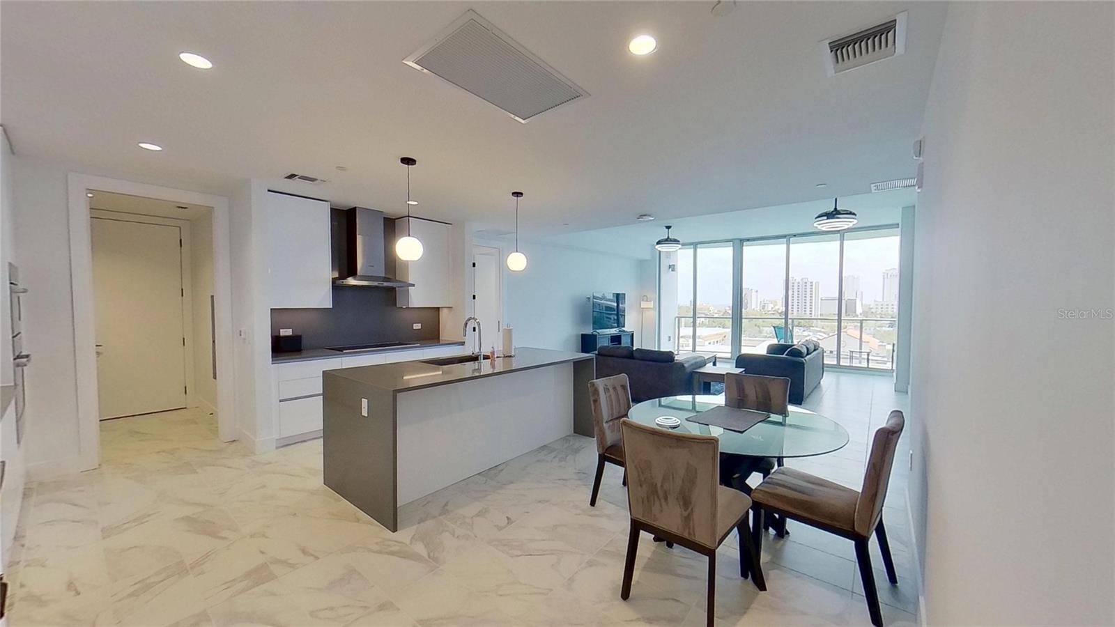 REFLECTION ST PETE - Residential Lease