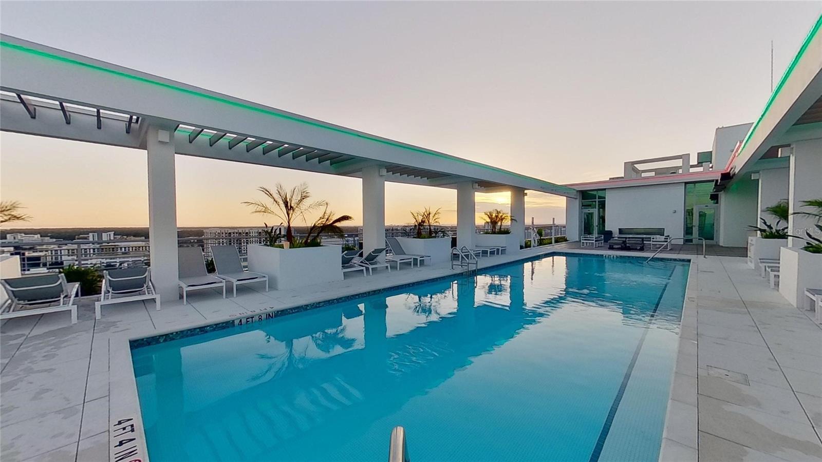 REFLECTION ST PETE - Residential Lease