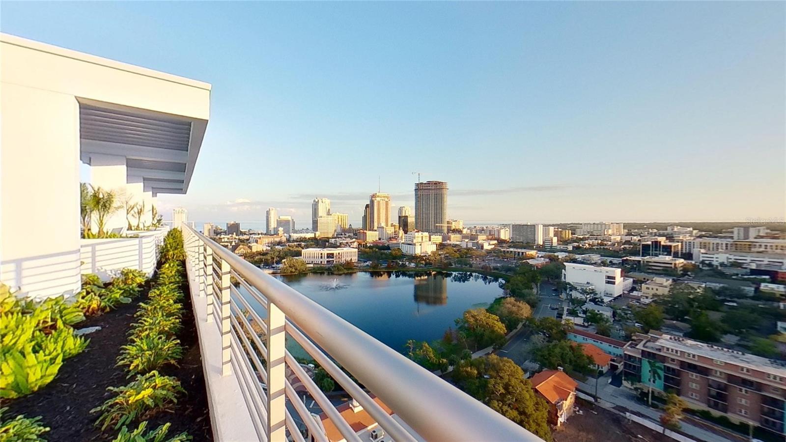 REFLECTION ST PETE - Residential Lease