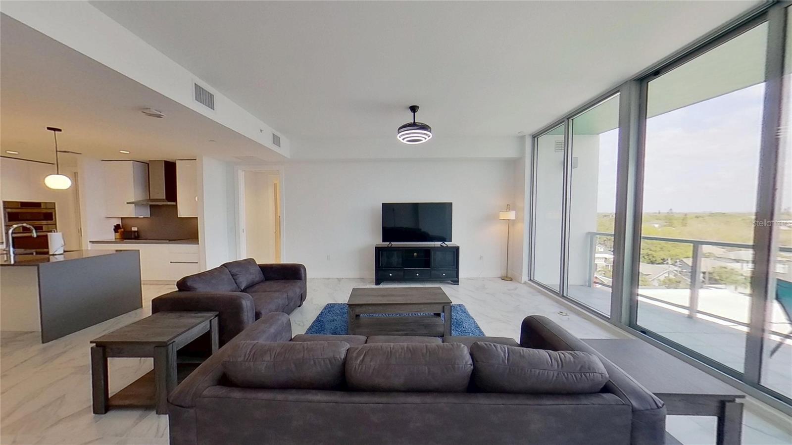 REFLECTION ST PETE - Residential Lease