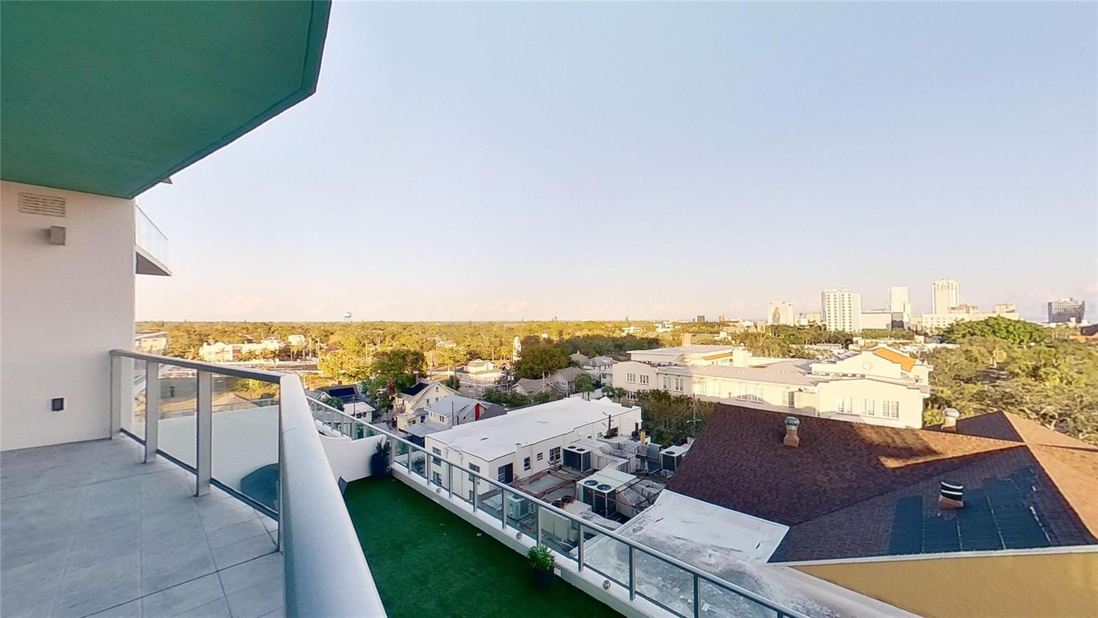 REFLECTION ST PETE - Residential Lease