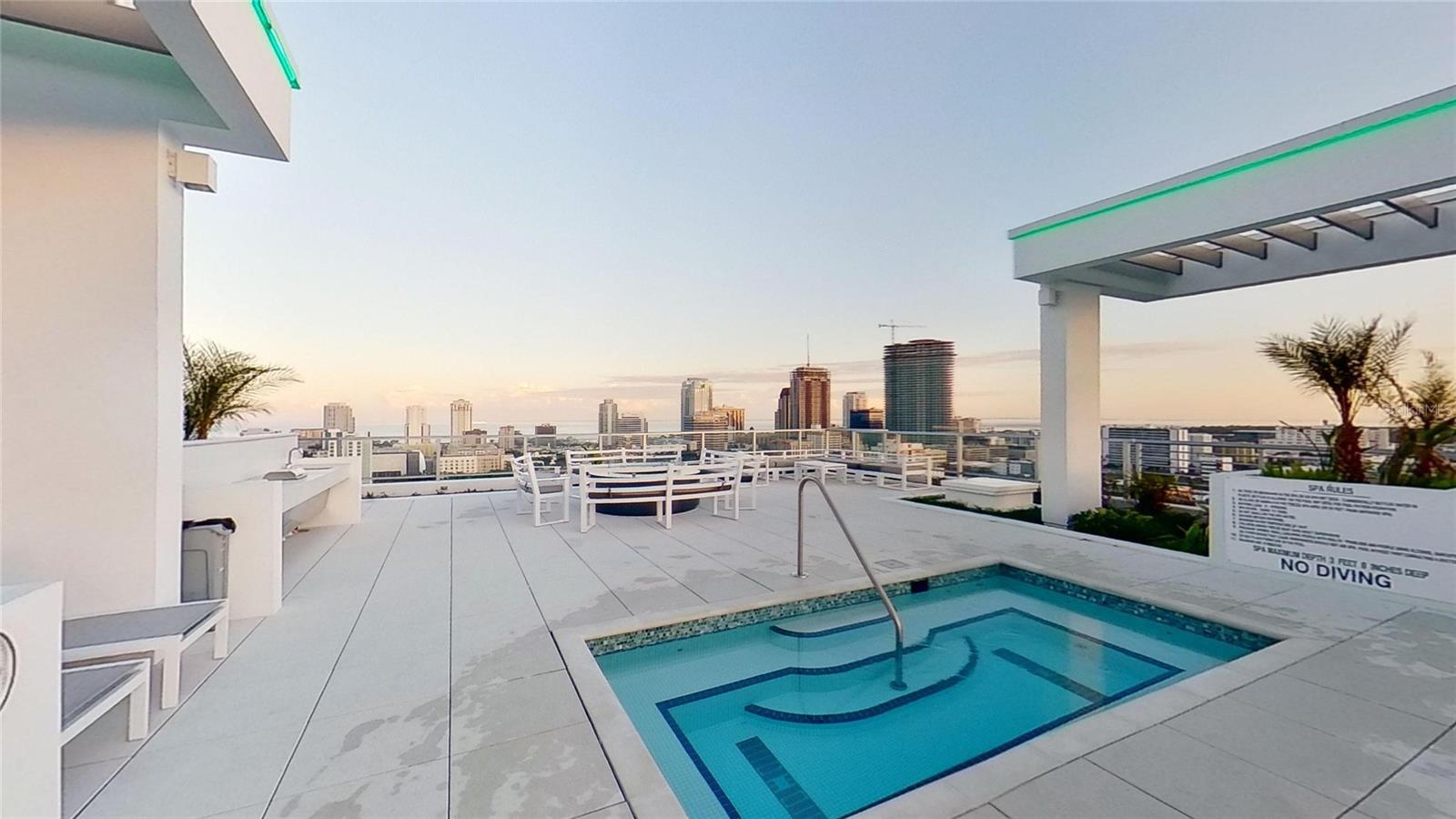 REFLECTION ST PETE - Residential Lease