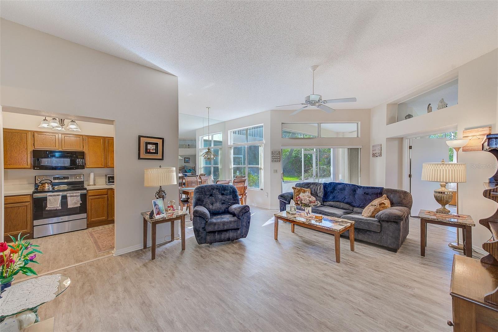 207 CLAYS TRAIL 207