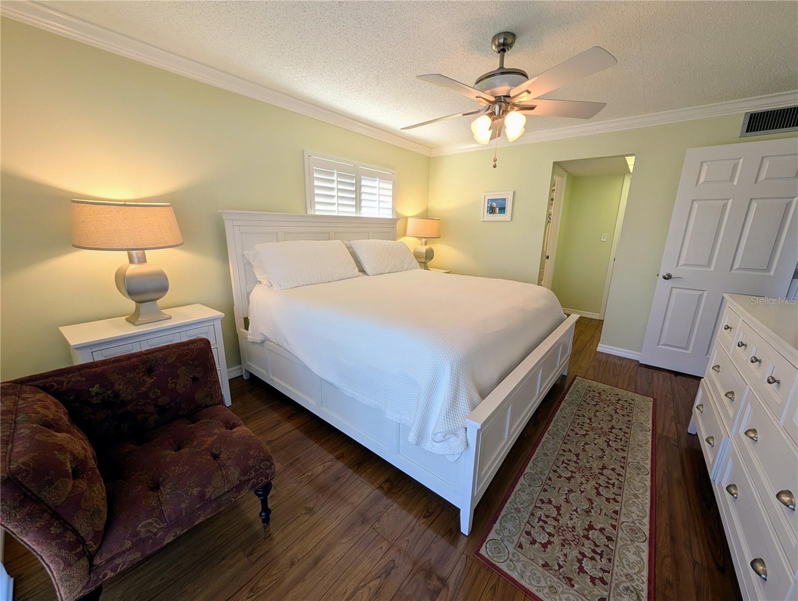 BAYSHORE ON THE LAKE APTS II SEC 1 - Residential